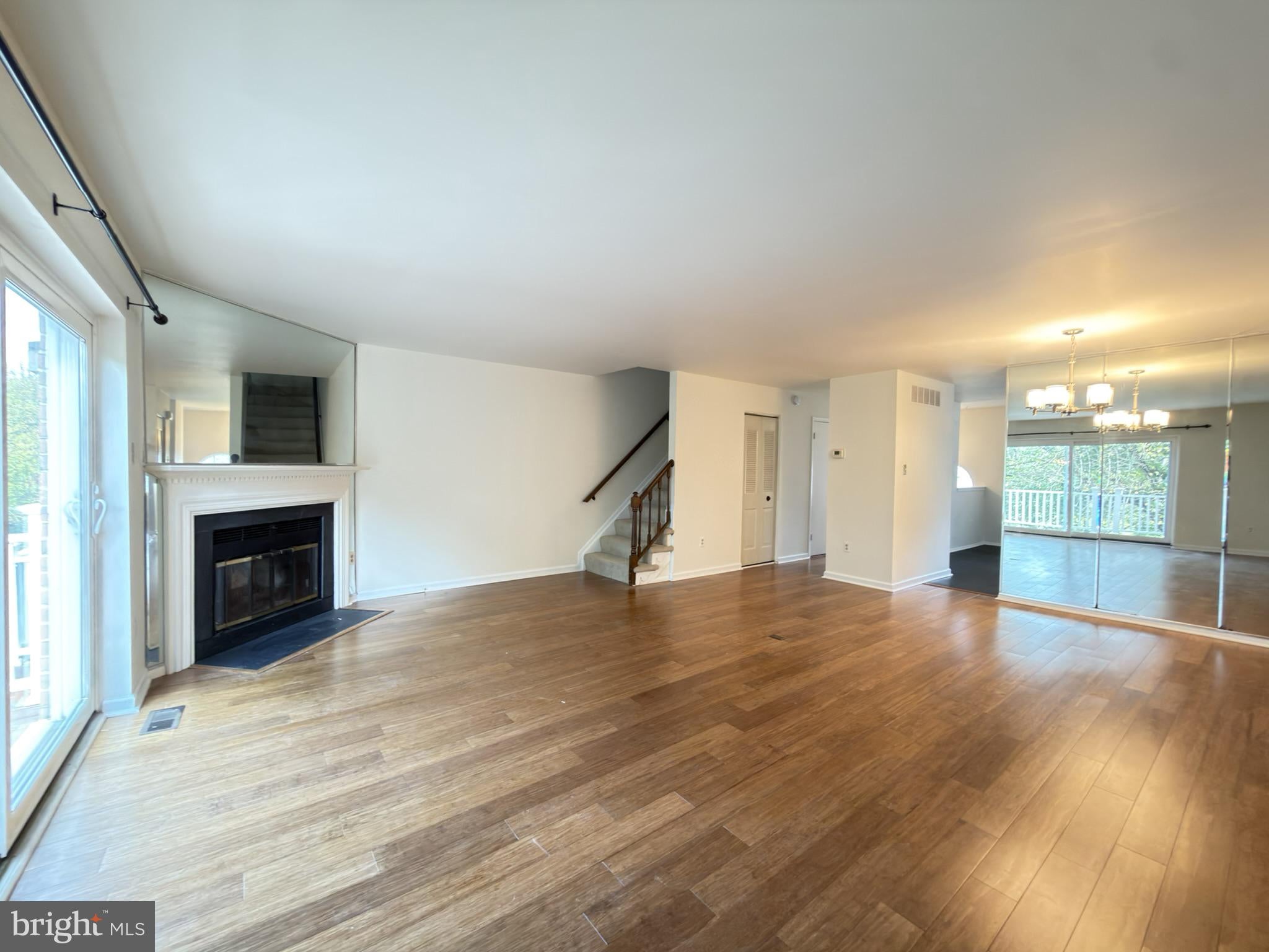 23 VALLEY CROSSING CIRCLE