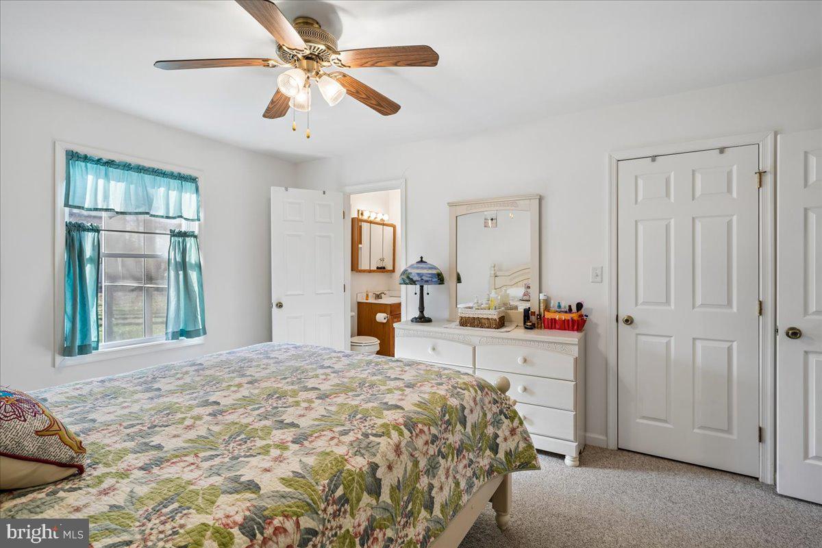 ANGOLA BY THE BAY - Residential