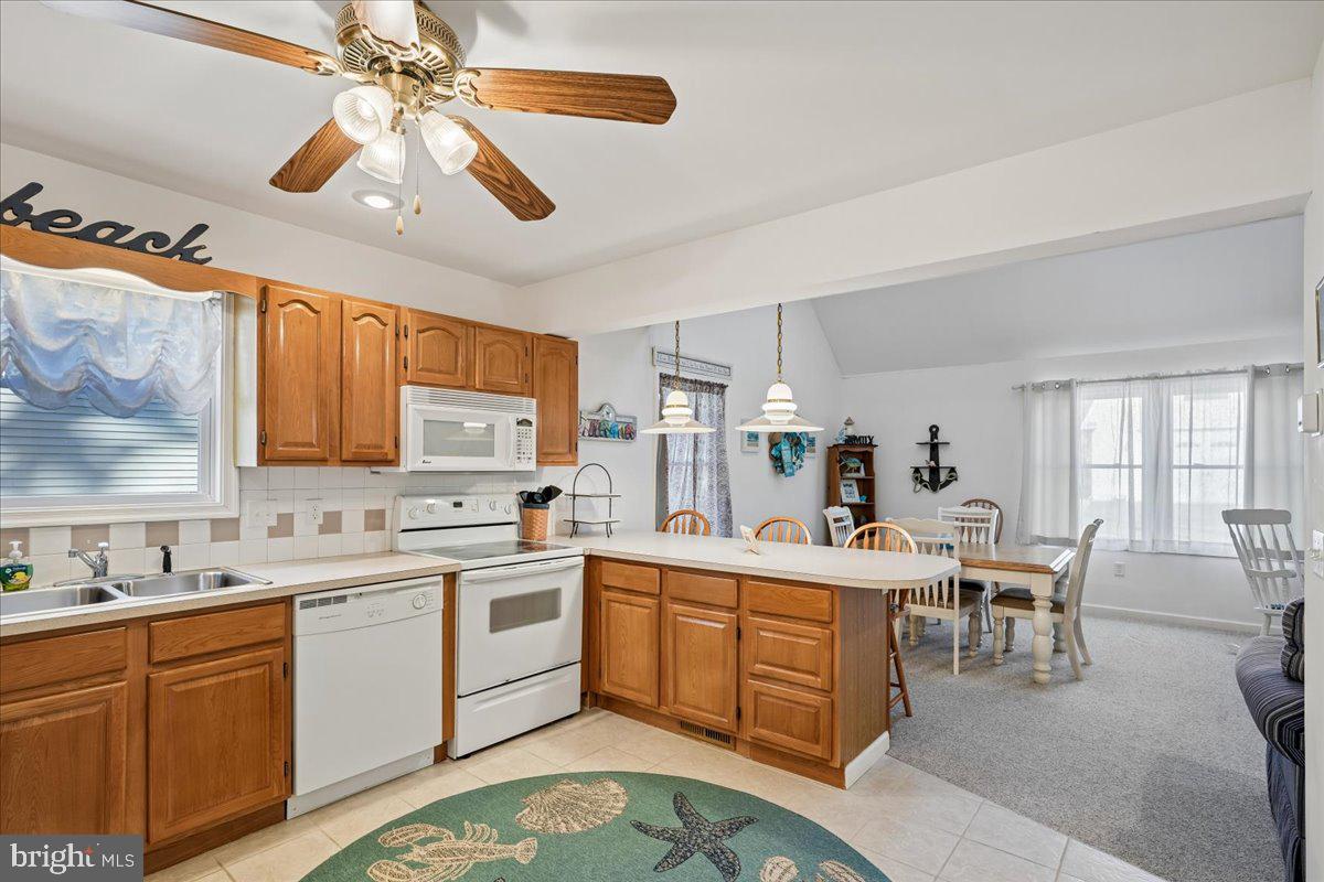 ANGOLA BY THE BAY - Residential