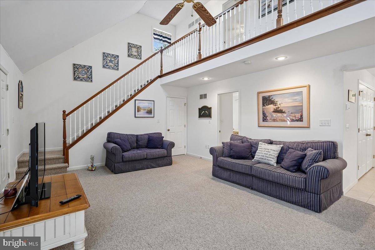 ANGOLA BY THE BAY - Residential