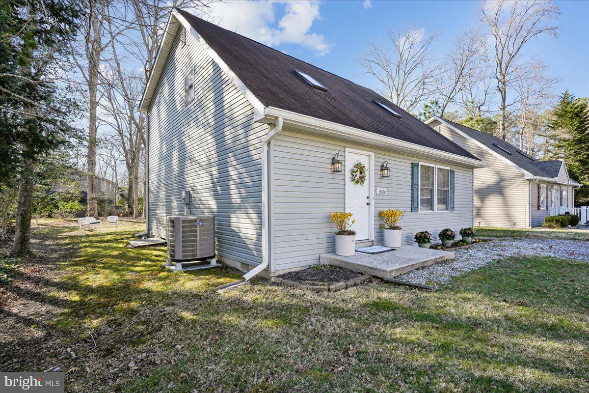 ANGOLA BY THE BAY - Residential