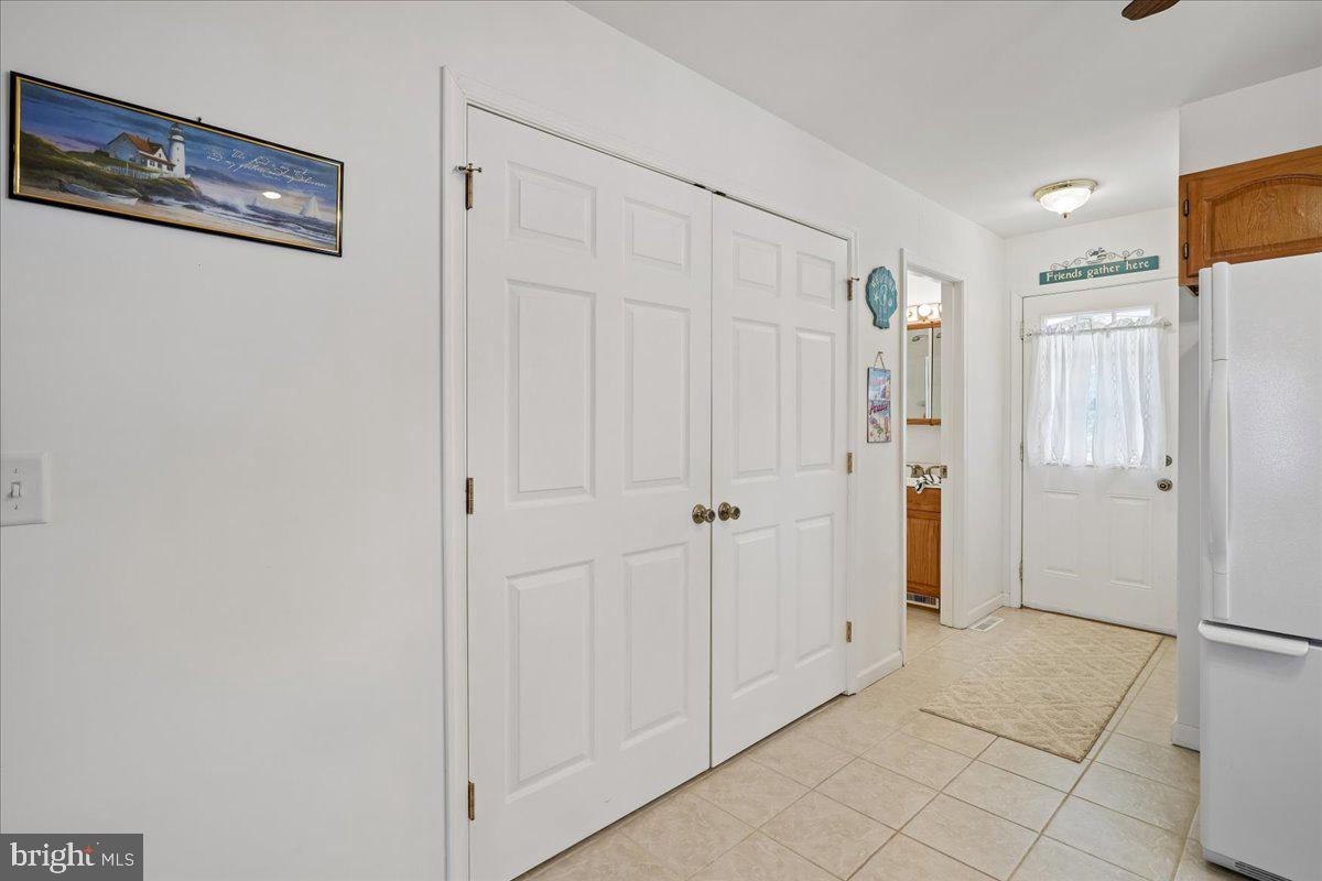 ANGOLA BY THE BAY - Residential