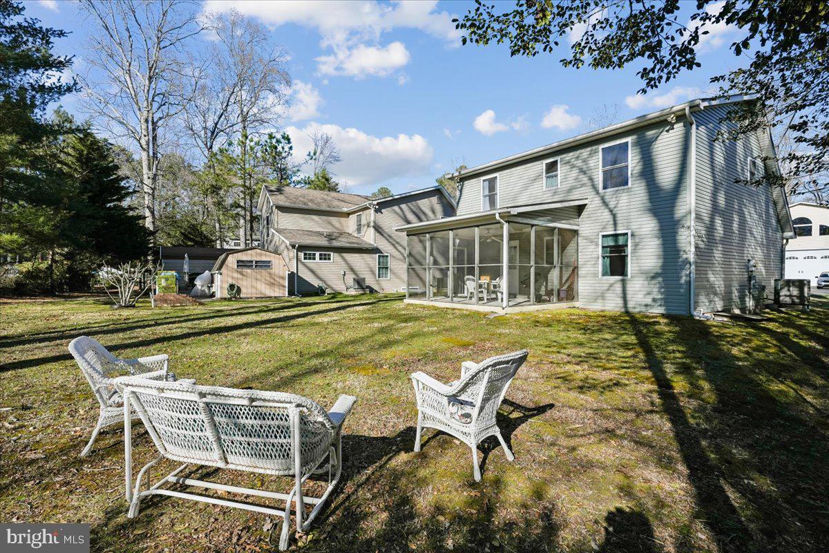 ANGOLA BY THE BAY - Residential