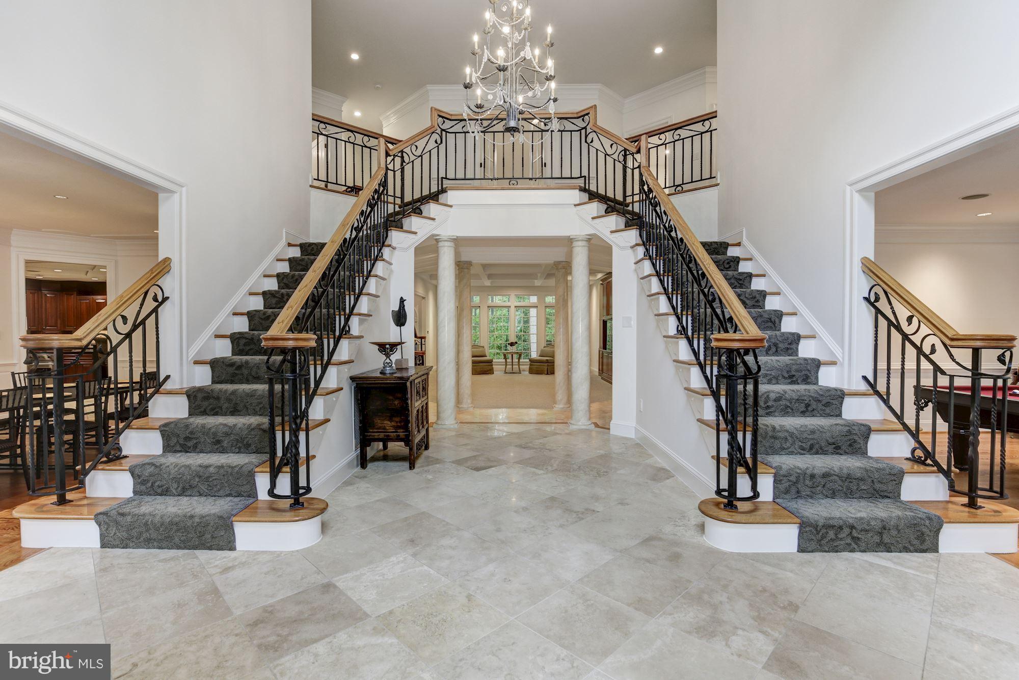 POTOMAC OUTSIDE - Residential