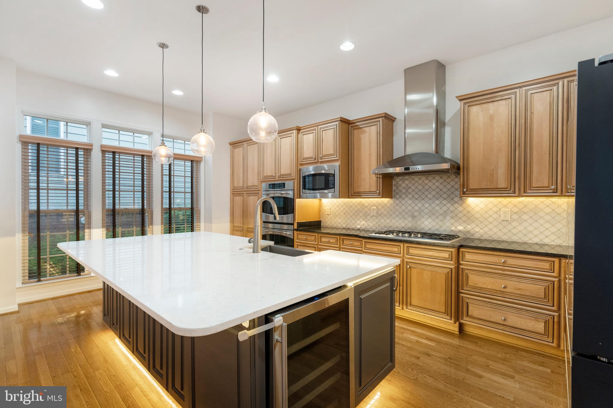 8880 OLIVE MAE CIRCLE
