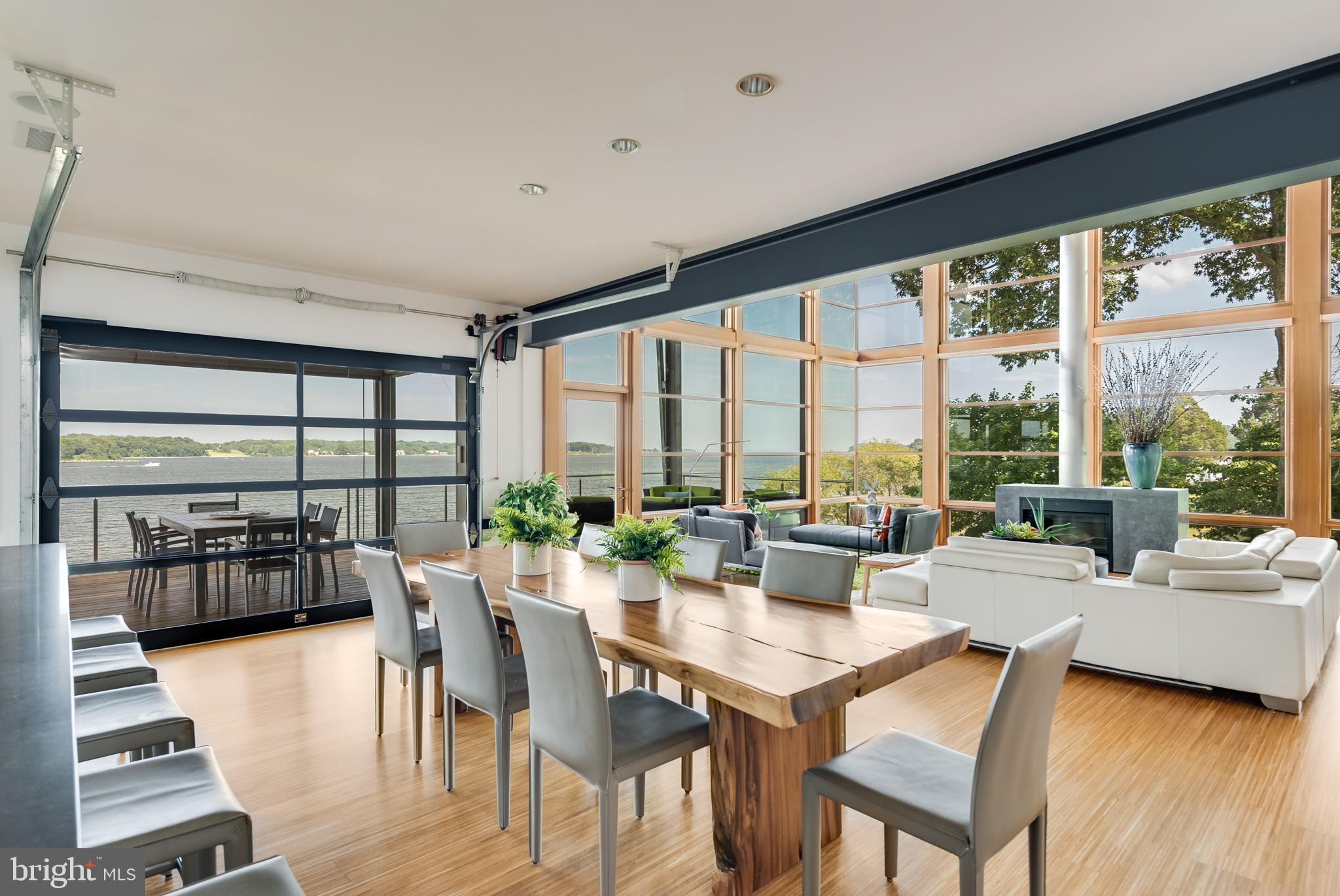 LONDONTOWN TERRACE - Residential