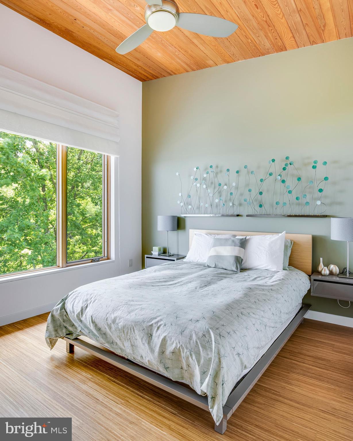 LONDONTOWN TERRACE - Residential