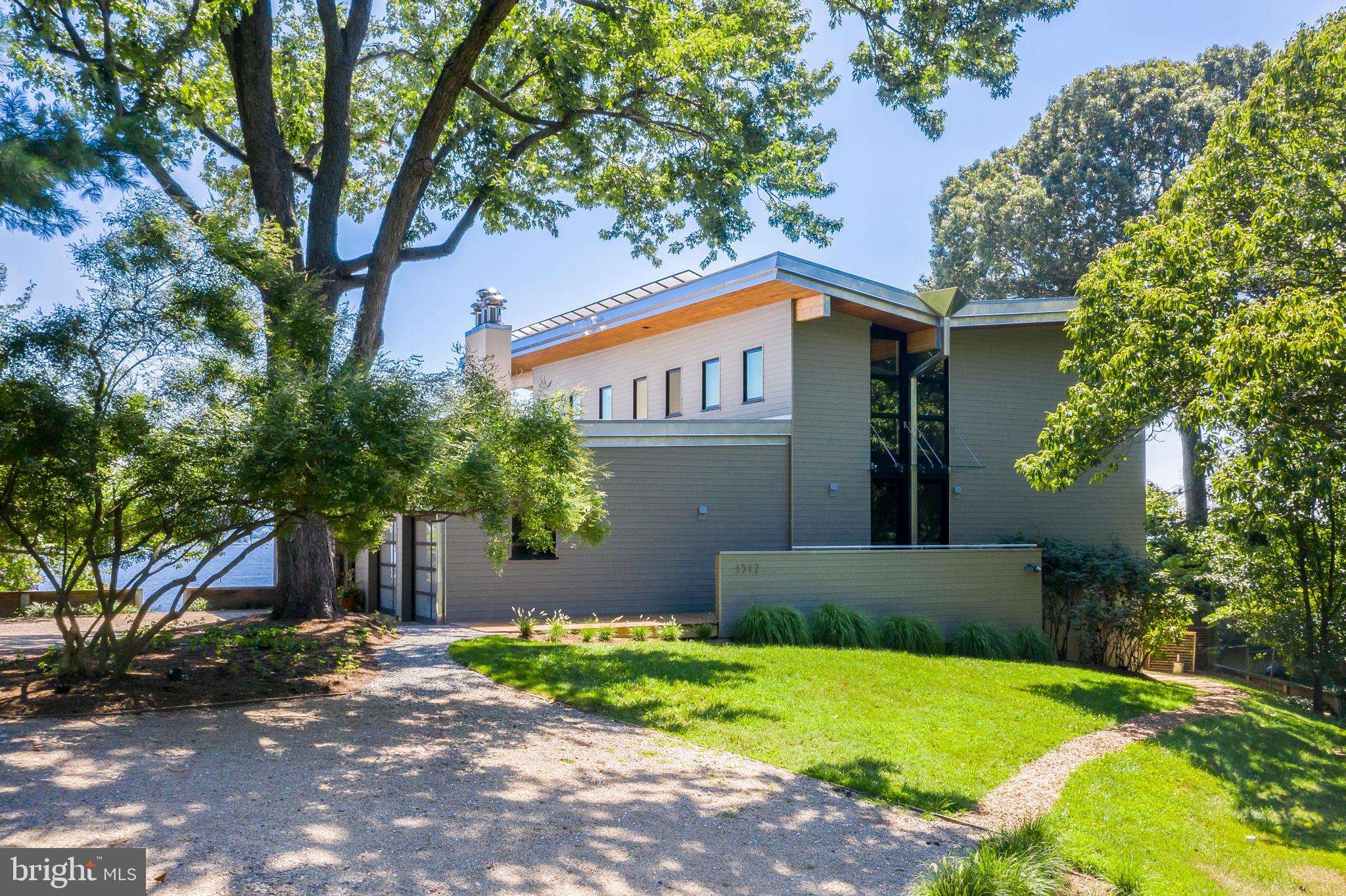 LONDONTOWN TERRACE - Residential