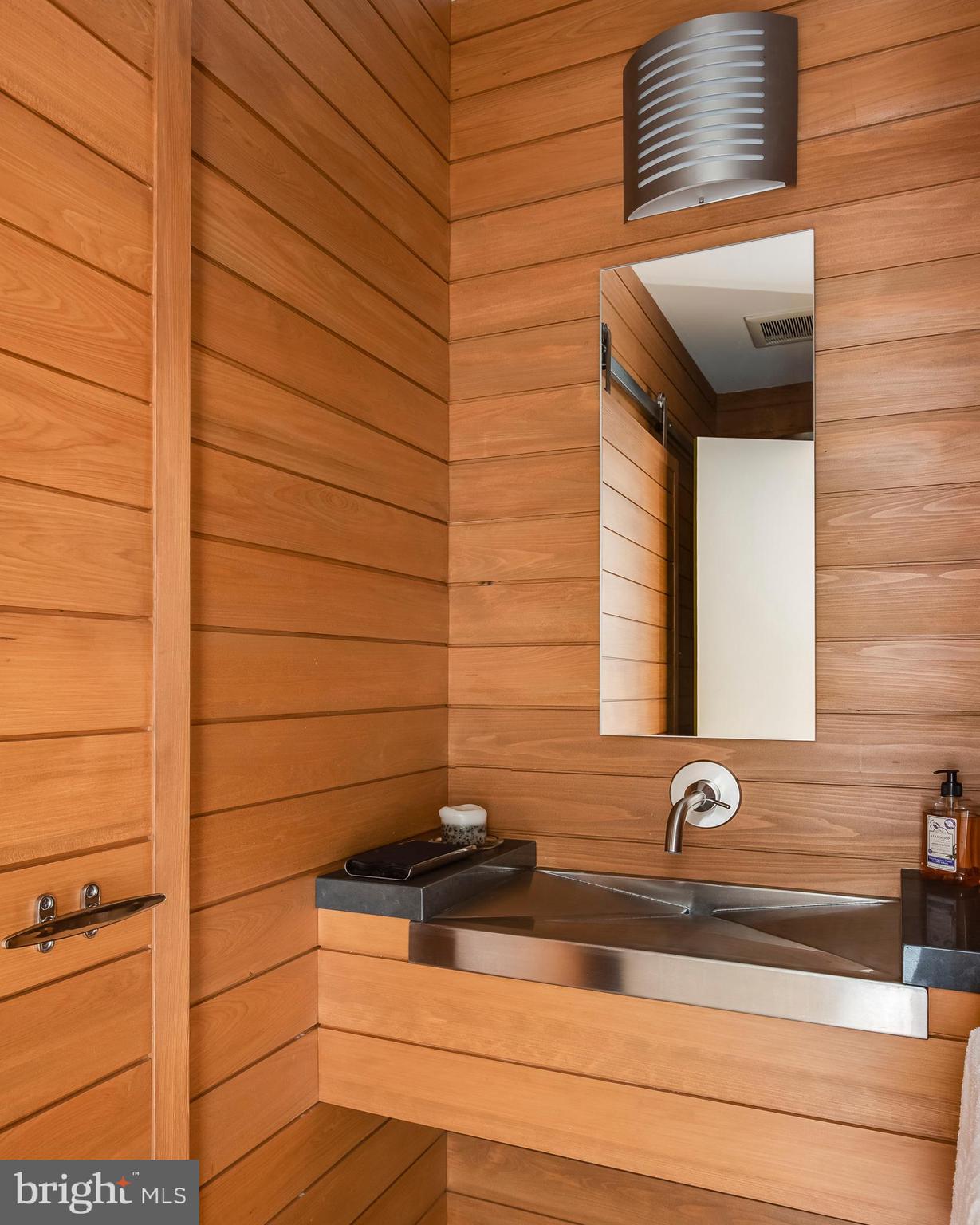 LONDONTOWN TERRACE - Residential