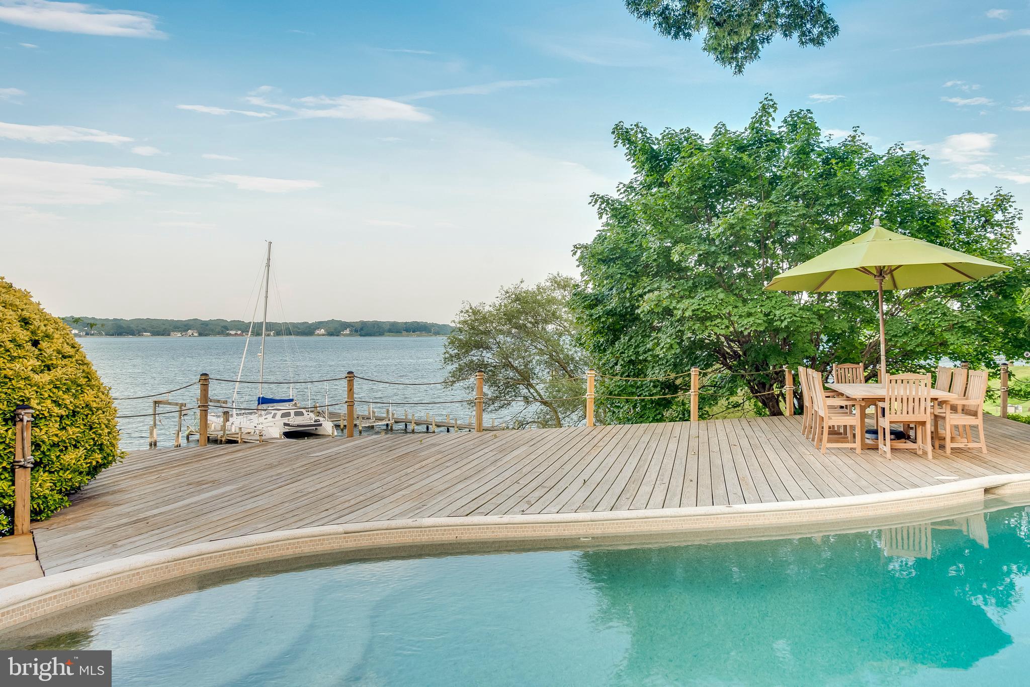 LONDONTOWN TERRACE - Residential