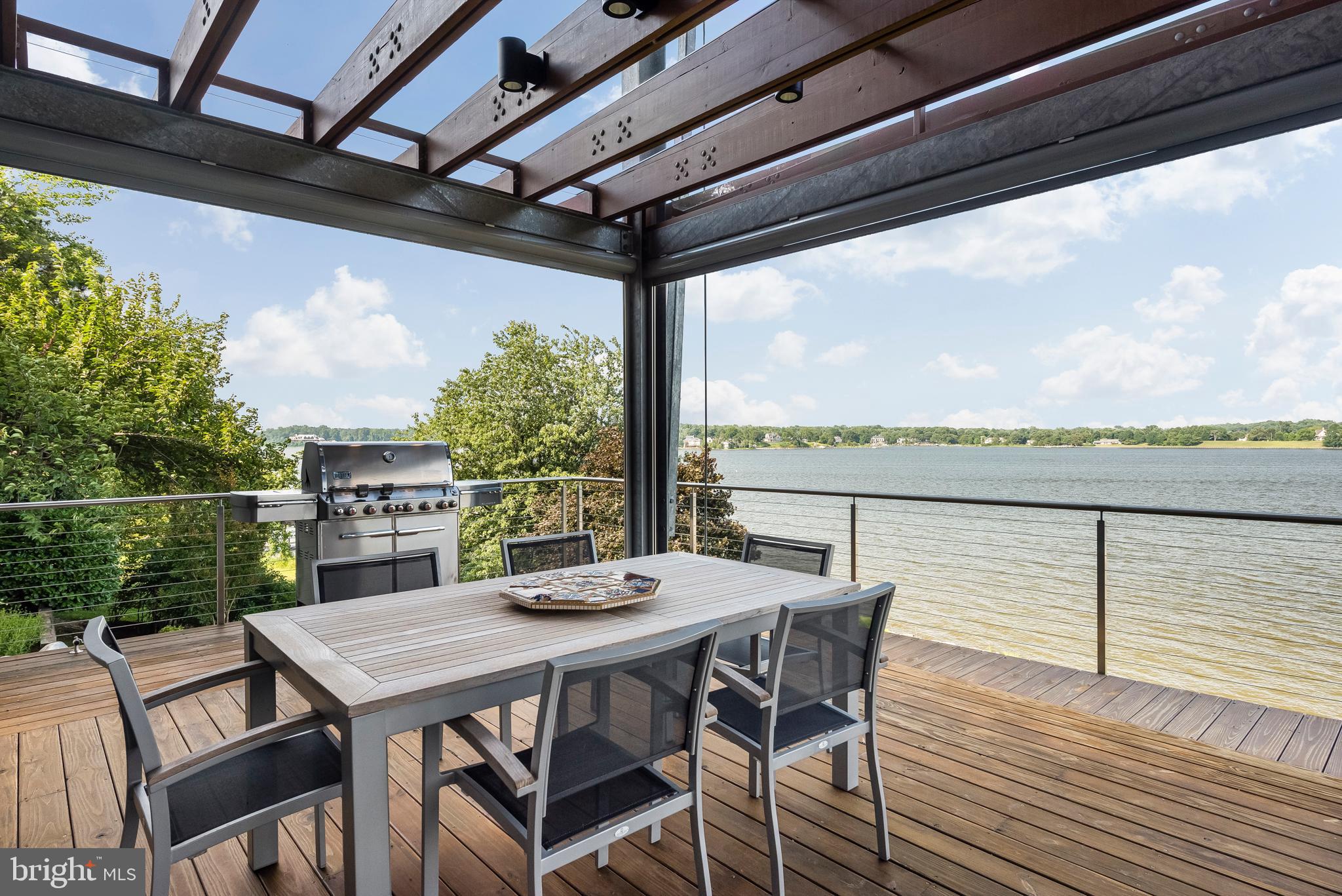 LONDONTOWN TERRACE - Residential