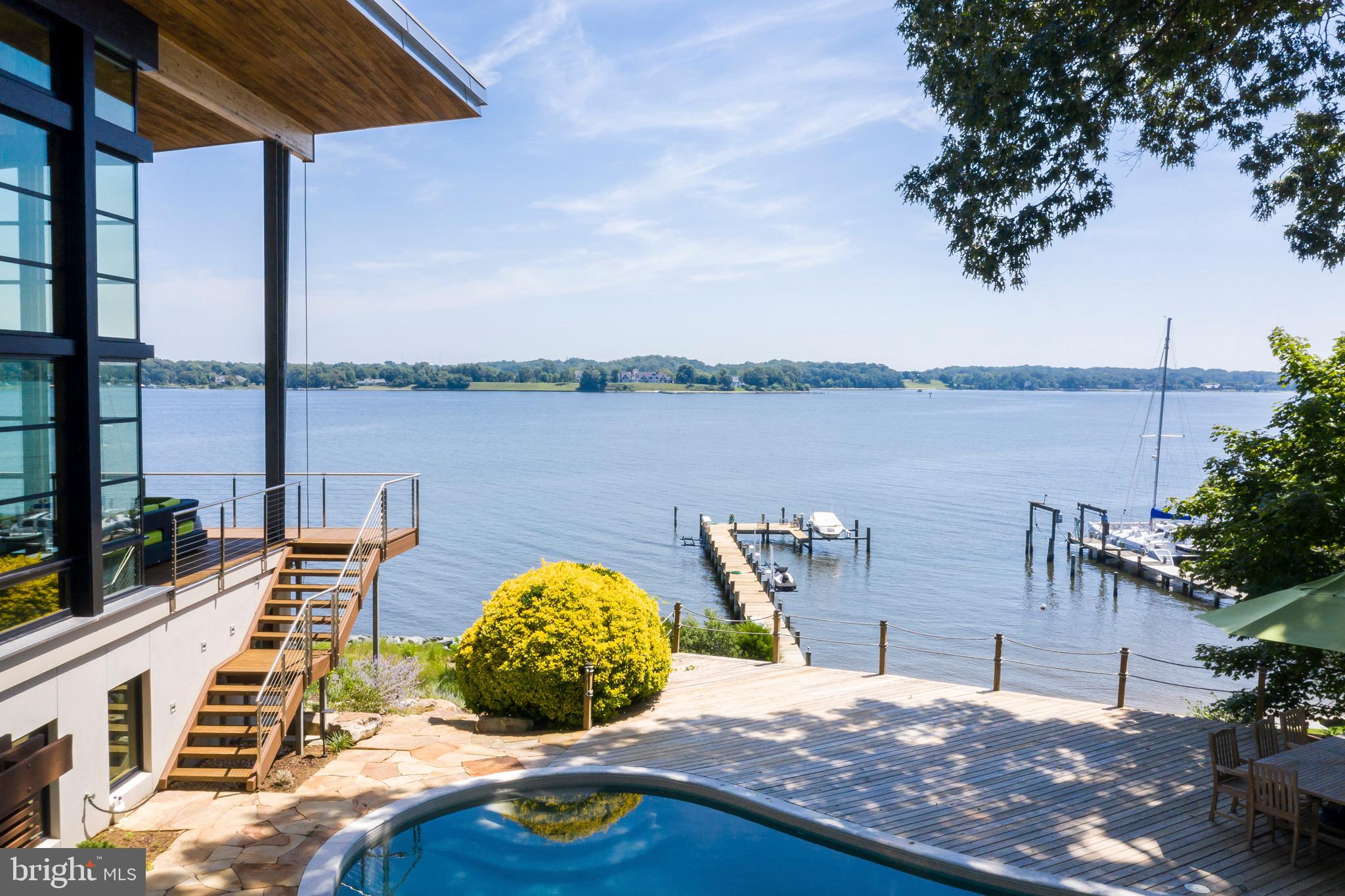 LONDONTOWN TERRACE - Residential