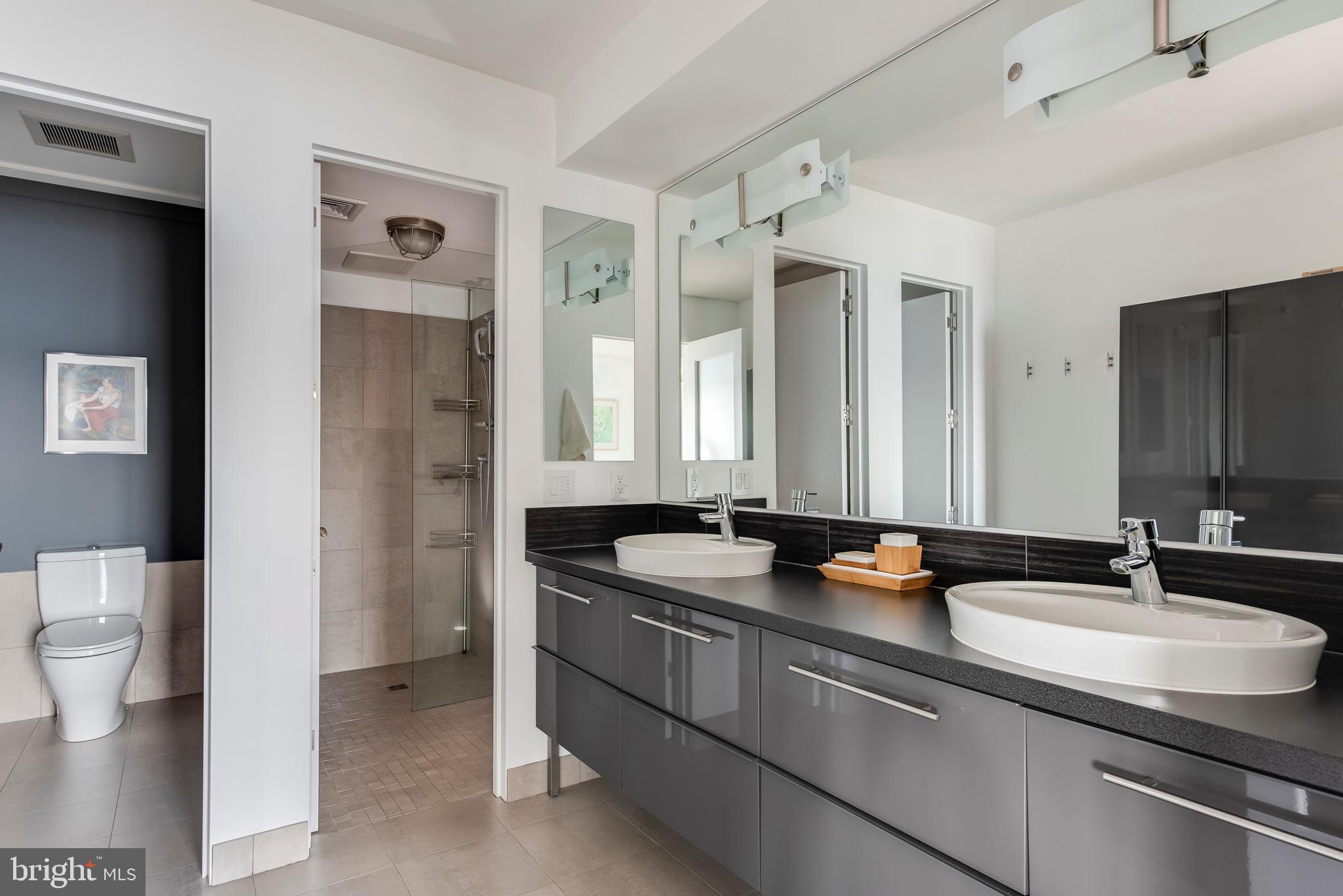 LONDONTOWN TERRACE - Residential