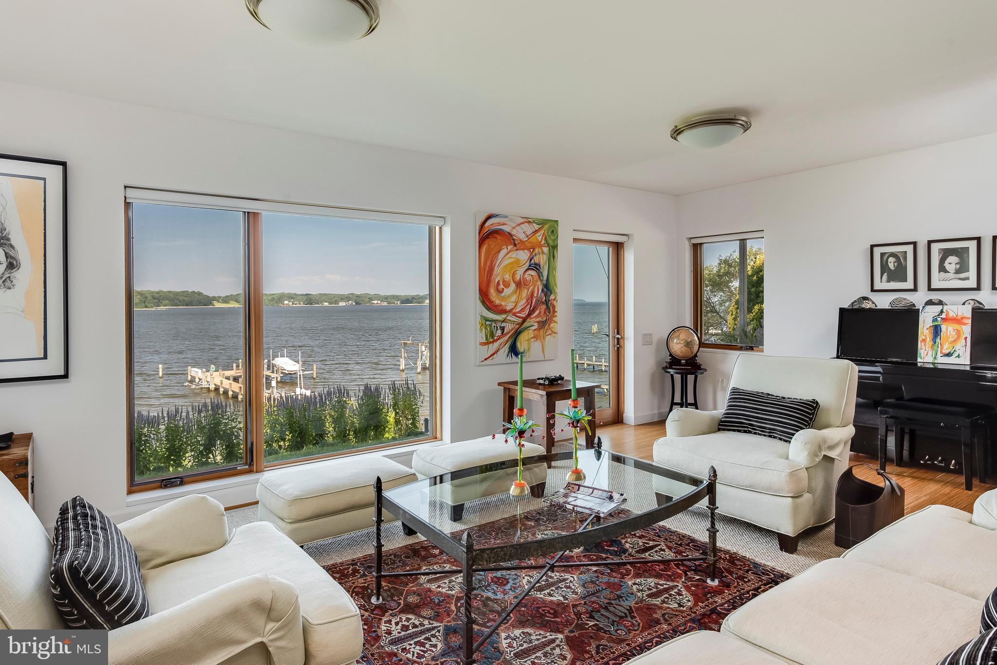 LONDONTOWN TERRACE - Residential