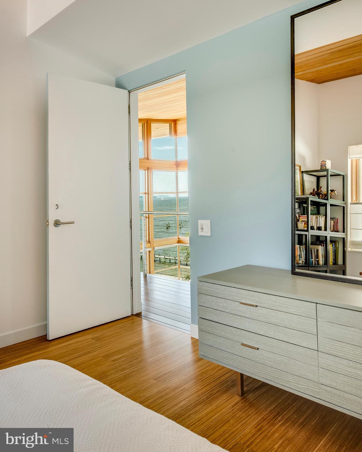 LONDONTOWN TERRACE - Residential