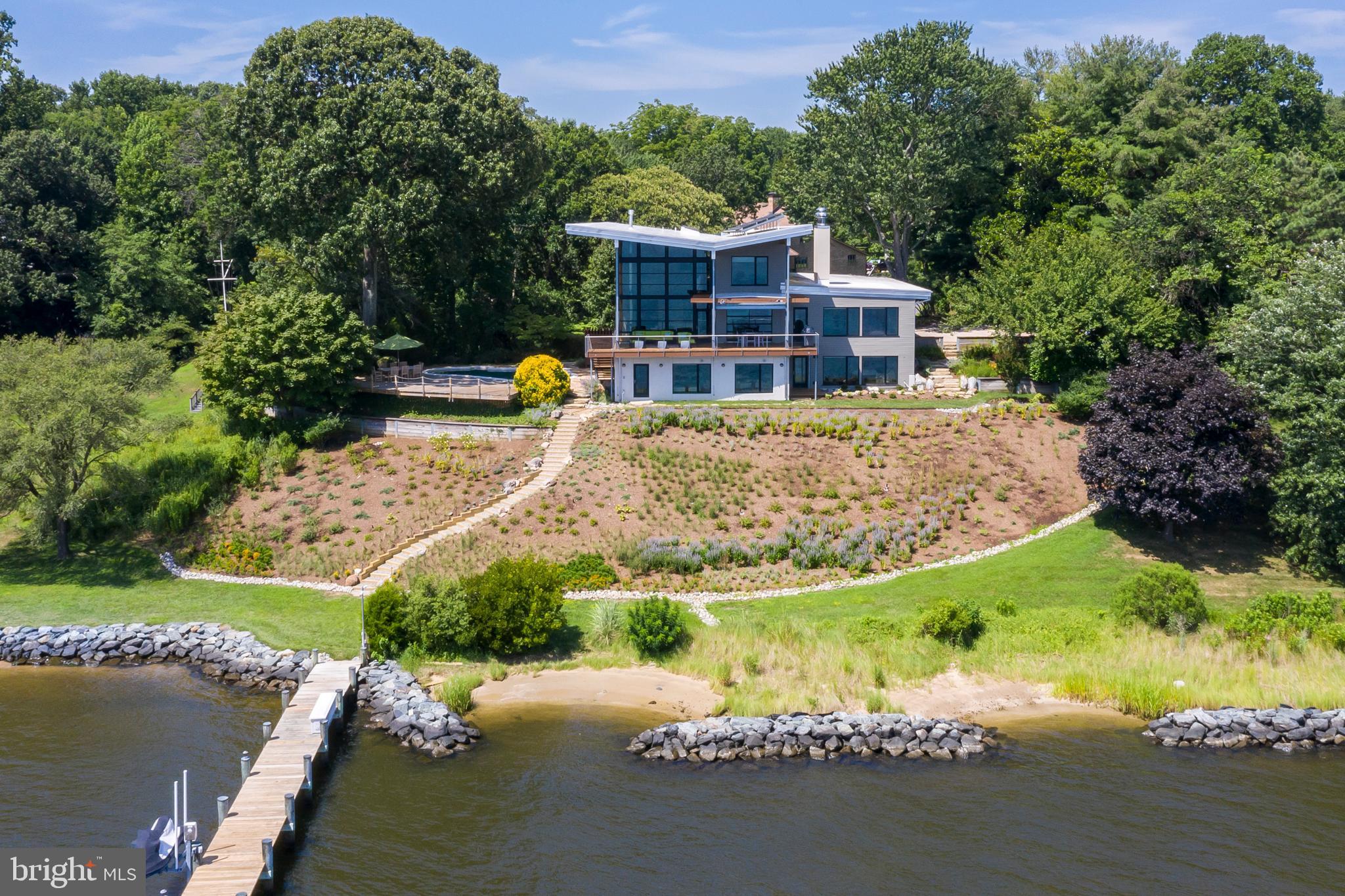 LONDONTOWN TERRACE - Residential