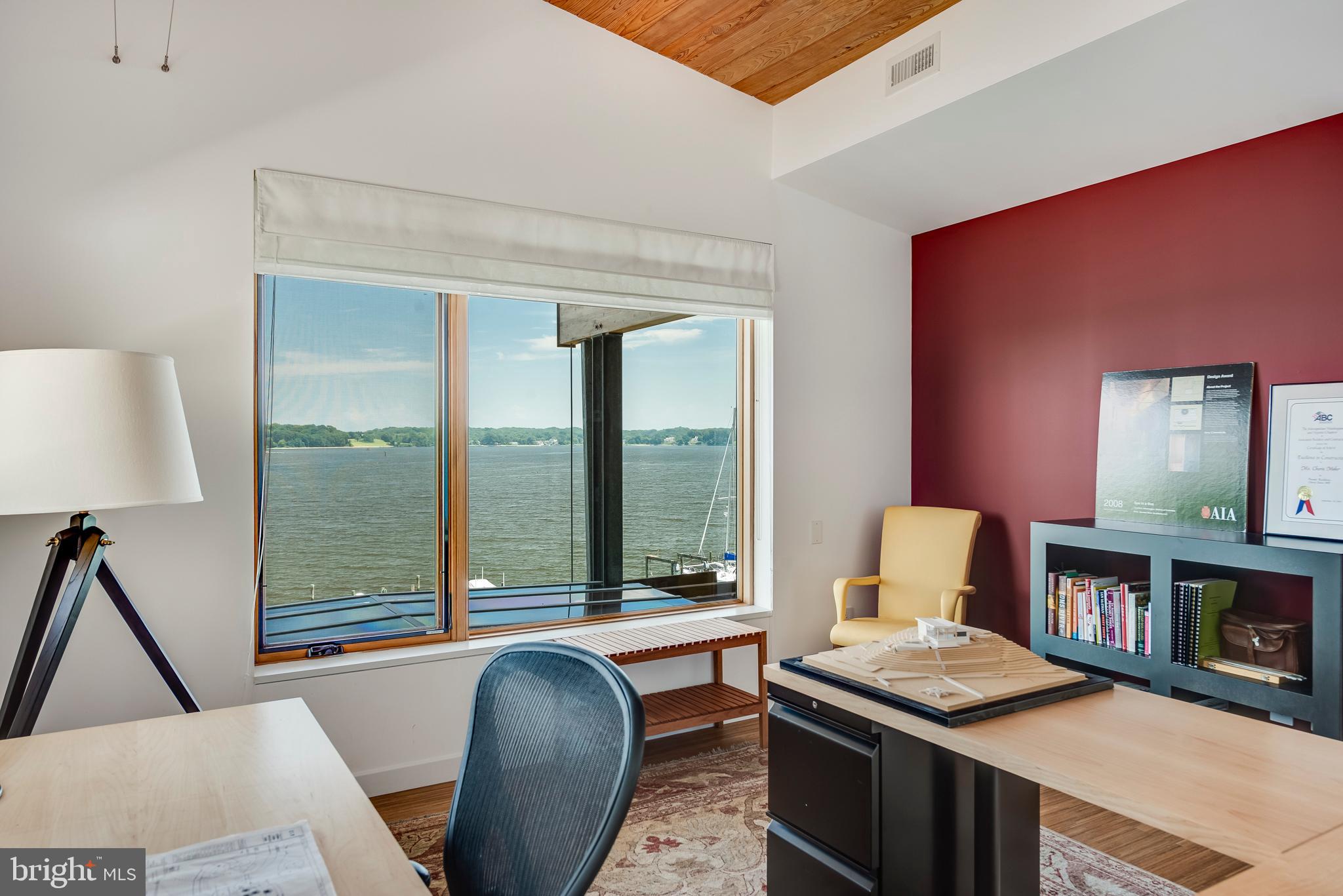 LONDONTOWN TERRACE - Residential