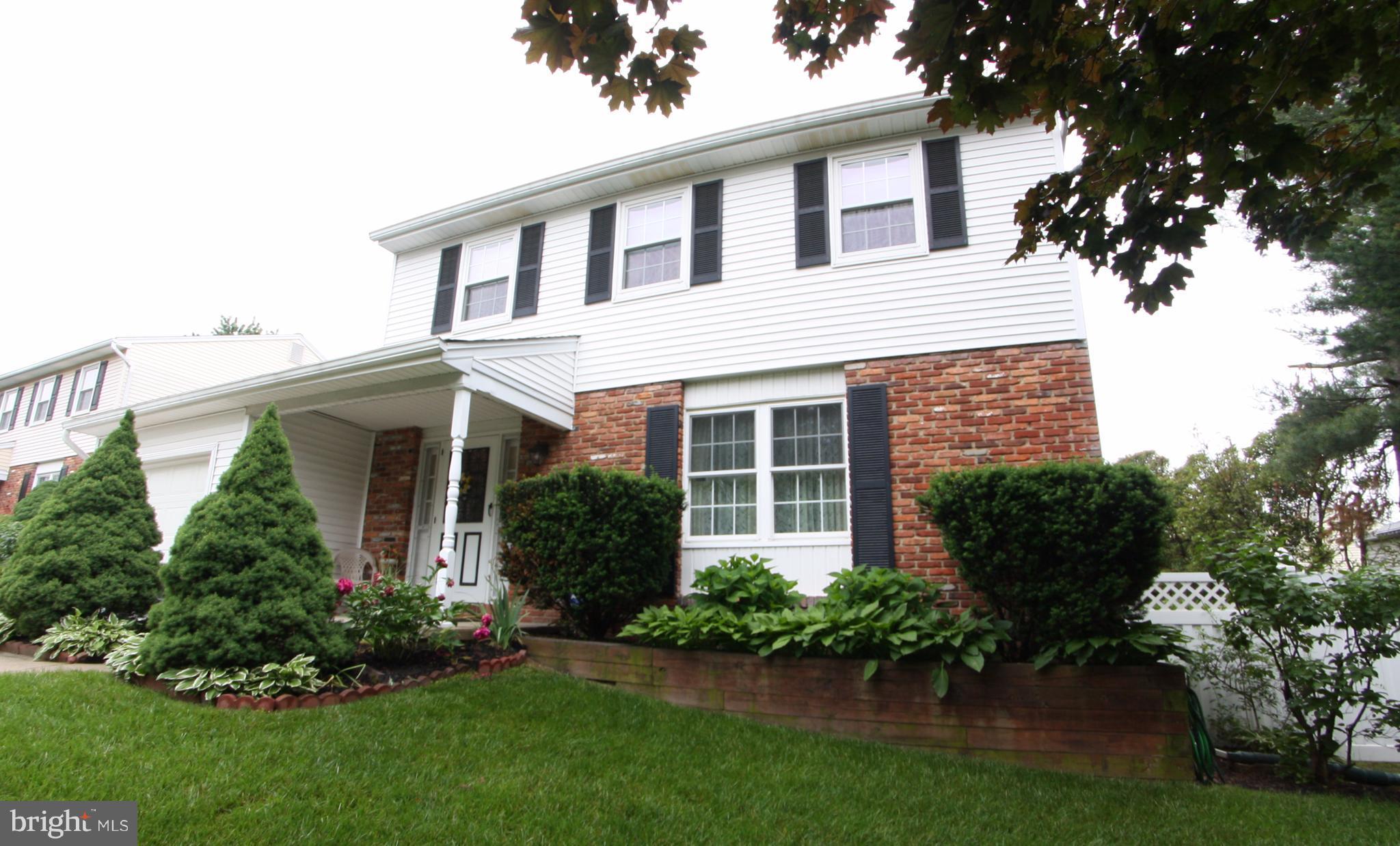 LINTHICUM OAKS - Residential