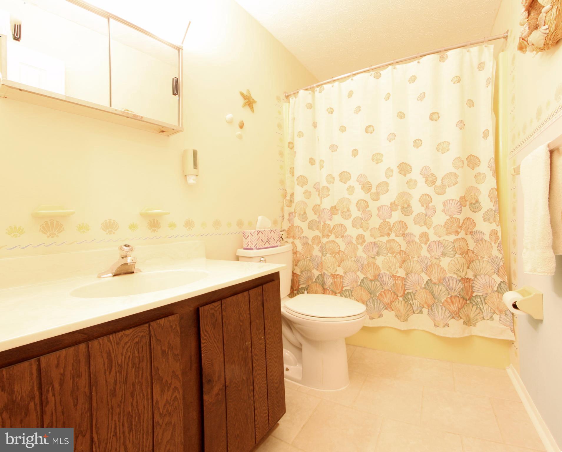 LINTHICUM OAKS - Residential