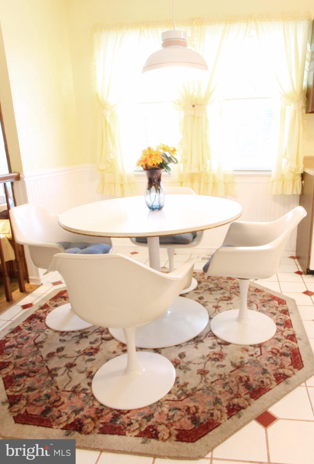 LINTHICUM OAKS - Residential