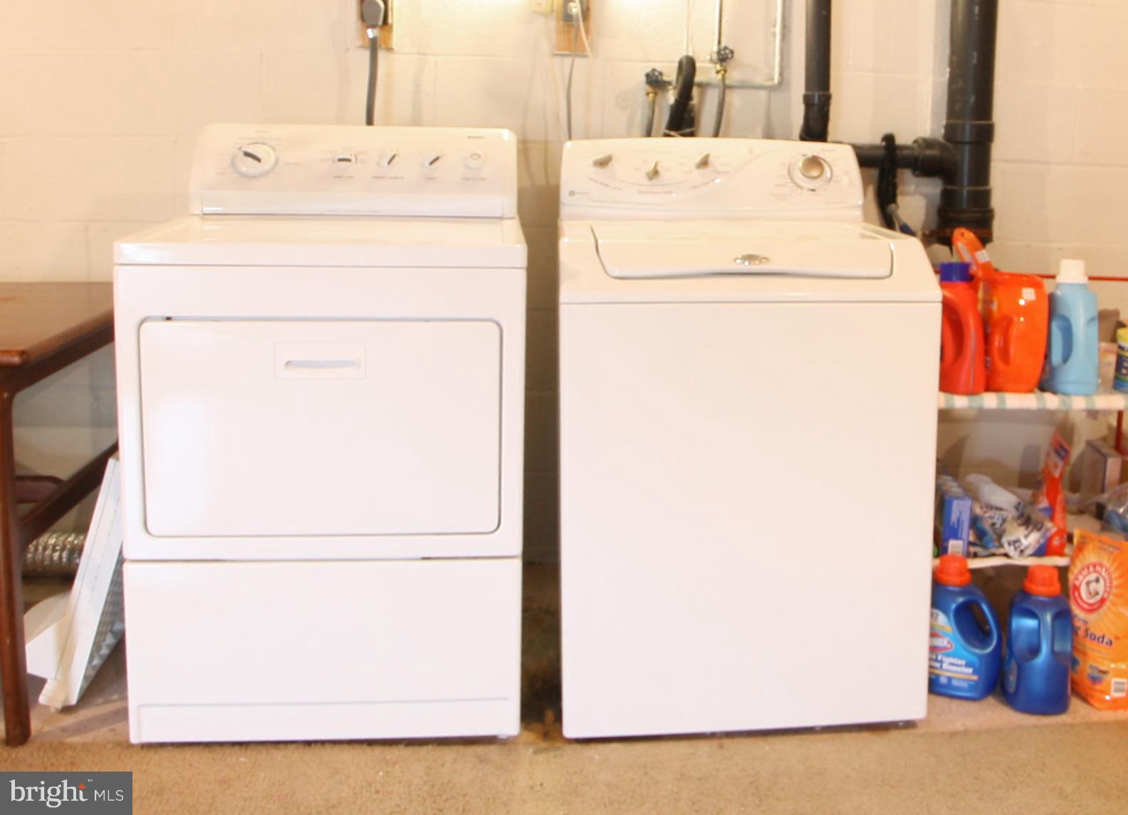 LINTHICUM OAKS - Residential