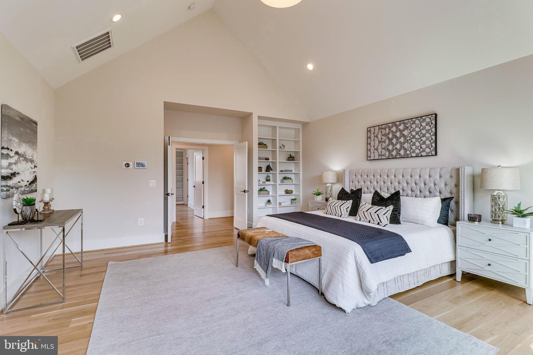 MANTUA - Residential