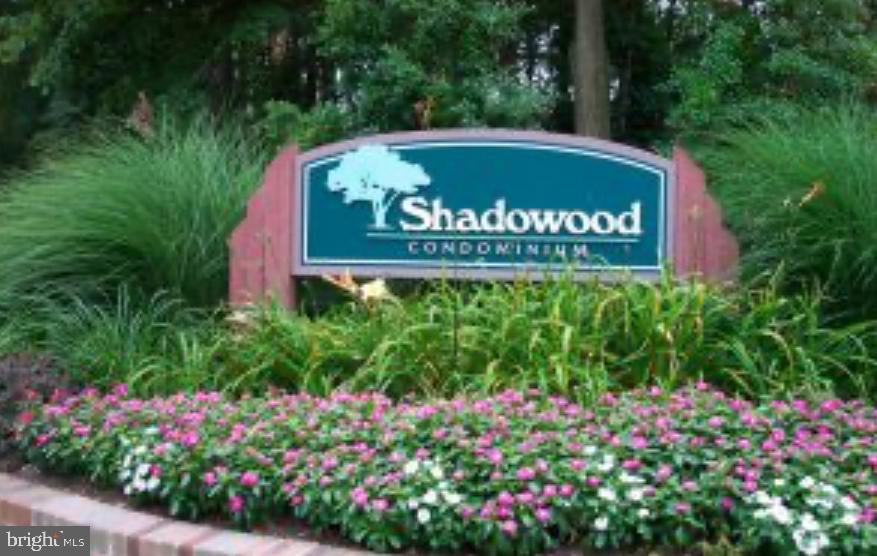 Welcome to this spacious 3-bedroom, 2-bath condo located in the heart of Reston. Backing to peaceful woods and scenic trails, this home offers both comfort and convenience in a beautiful natural setting. Situated in the desirable Shadowood Community, residents enjoy a wealth of included amenities. The monthly condo fee of $559.84 covers:
-Electricity (power, heating, and air conditioning)
-Water, sewer, and trash/recycling
-On-site management and association office
The Reston Association membership ($848 annually) provides access to: A nearby swimming pool and tot lots, Multiple swimming pools throughout Reston, Tennis courts, walking paths, and nature trails, Community classes, events, and recreational facilities
-Parking includes one assigned space and one unassigned space, with visitor parking available in any unassigned spots.
This home combines tranquil surroundings with unbeatable amenities—perfect for those looking to enjoy all that the Reston lifestyle has to offer.