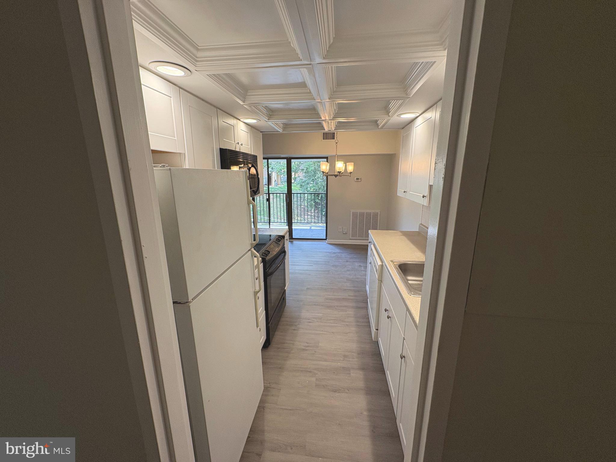 11643 STONEVIEW SQUARE 86/21C