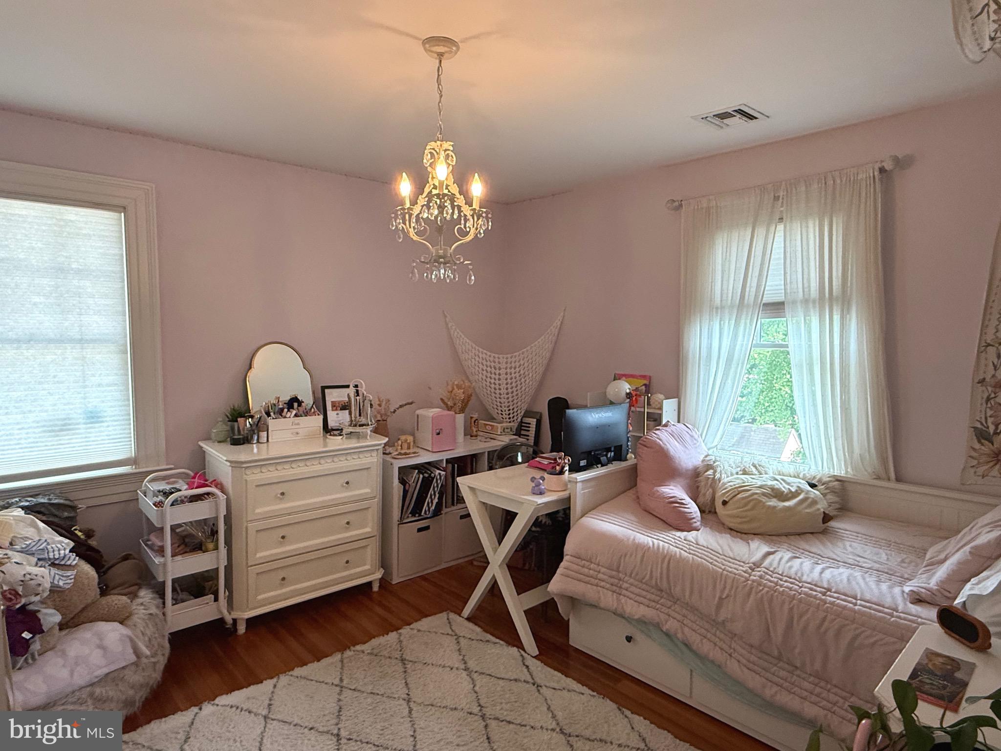 ROSEMONT - Residential