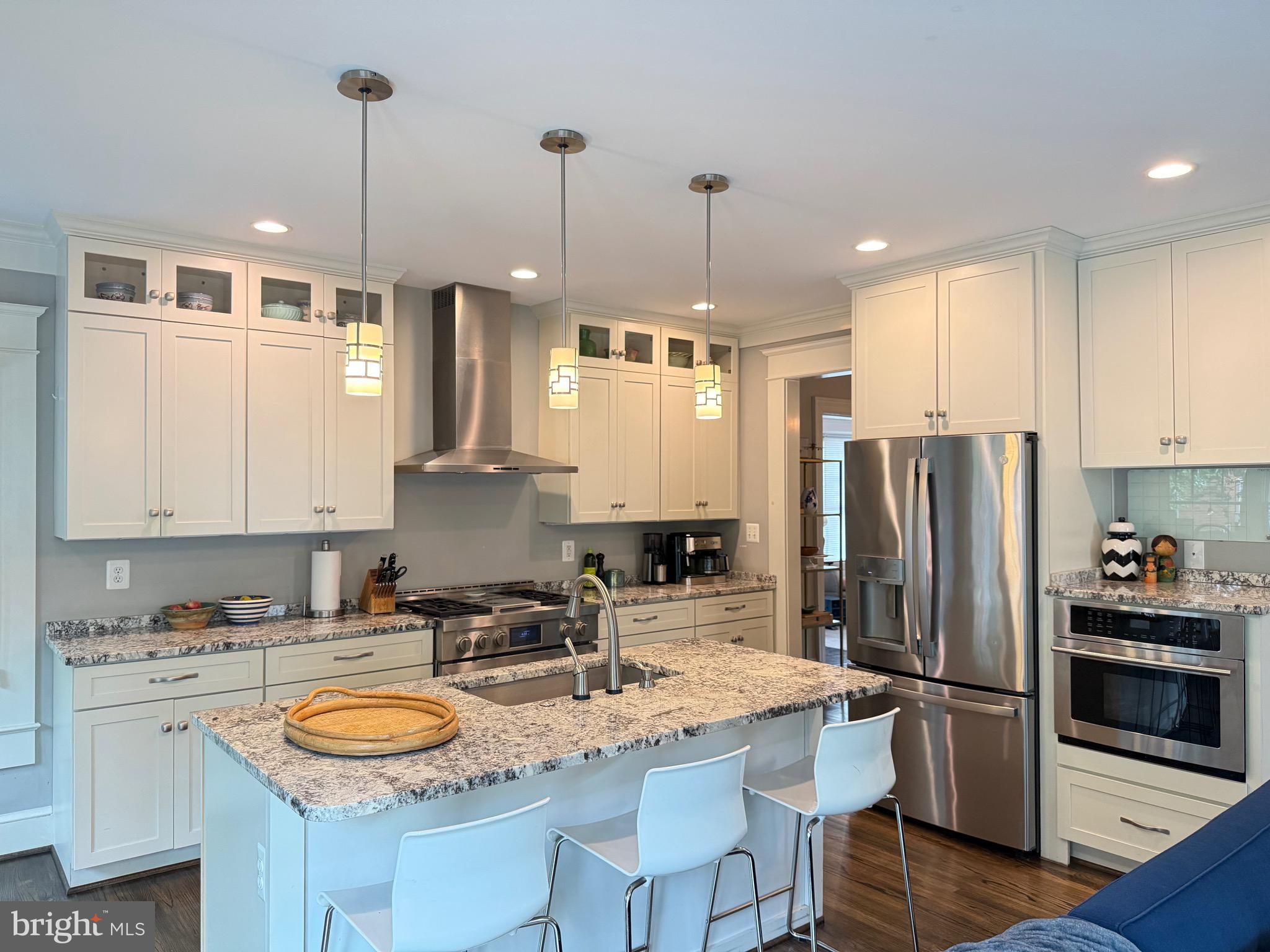 ROSEMONT - Residential