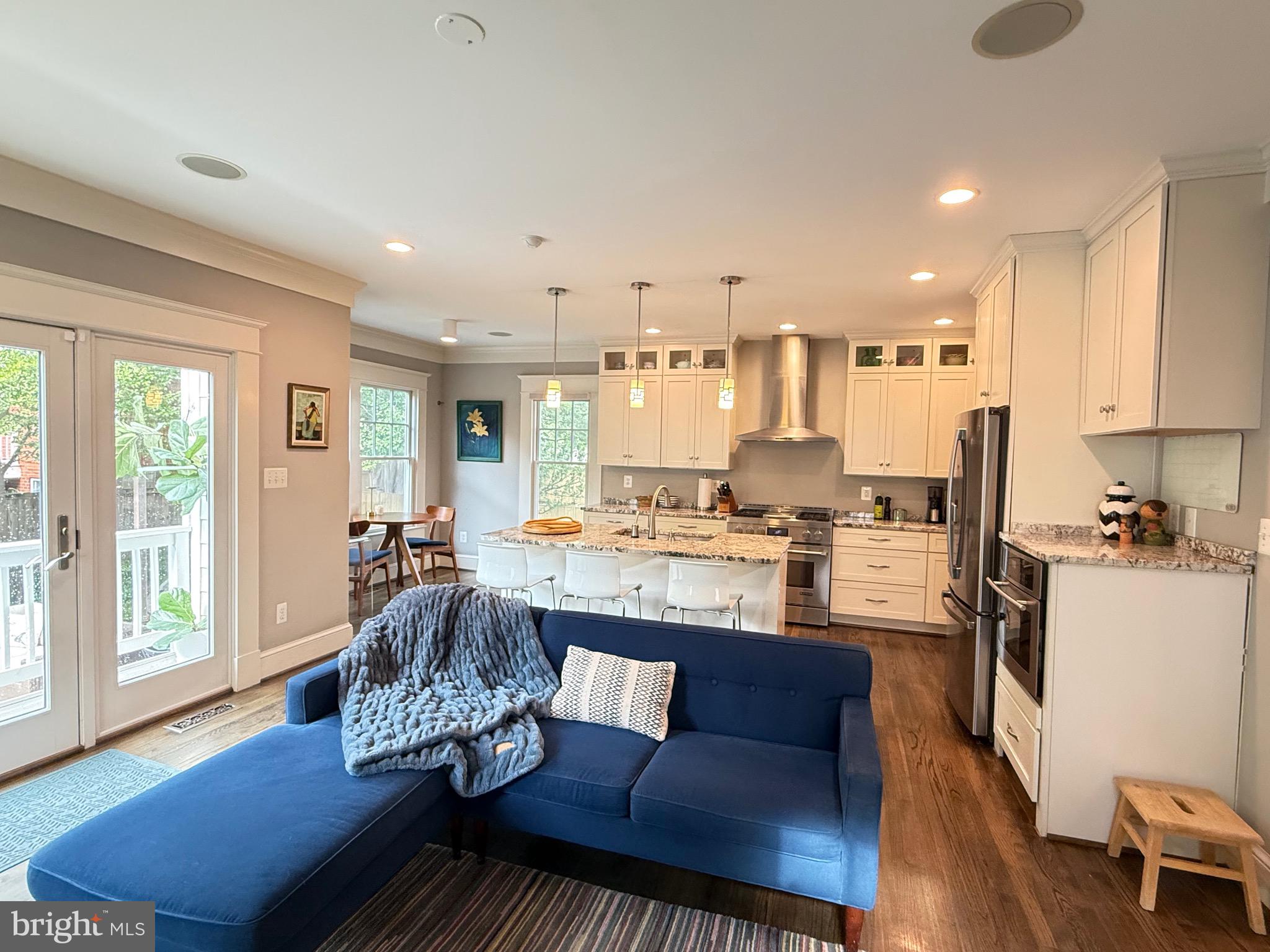 ROSEMONT - Residential