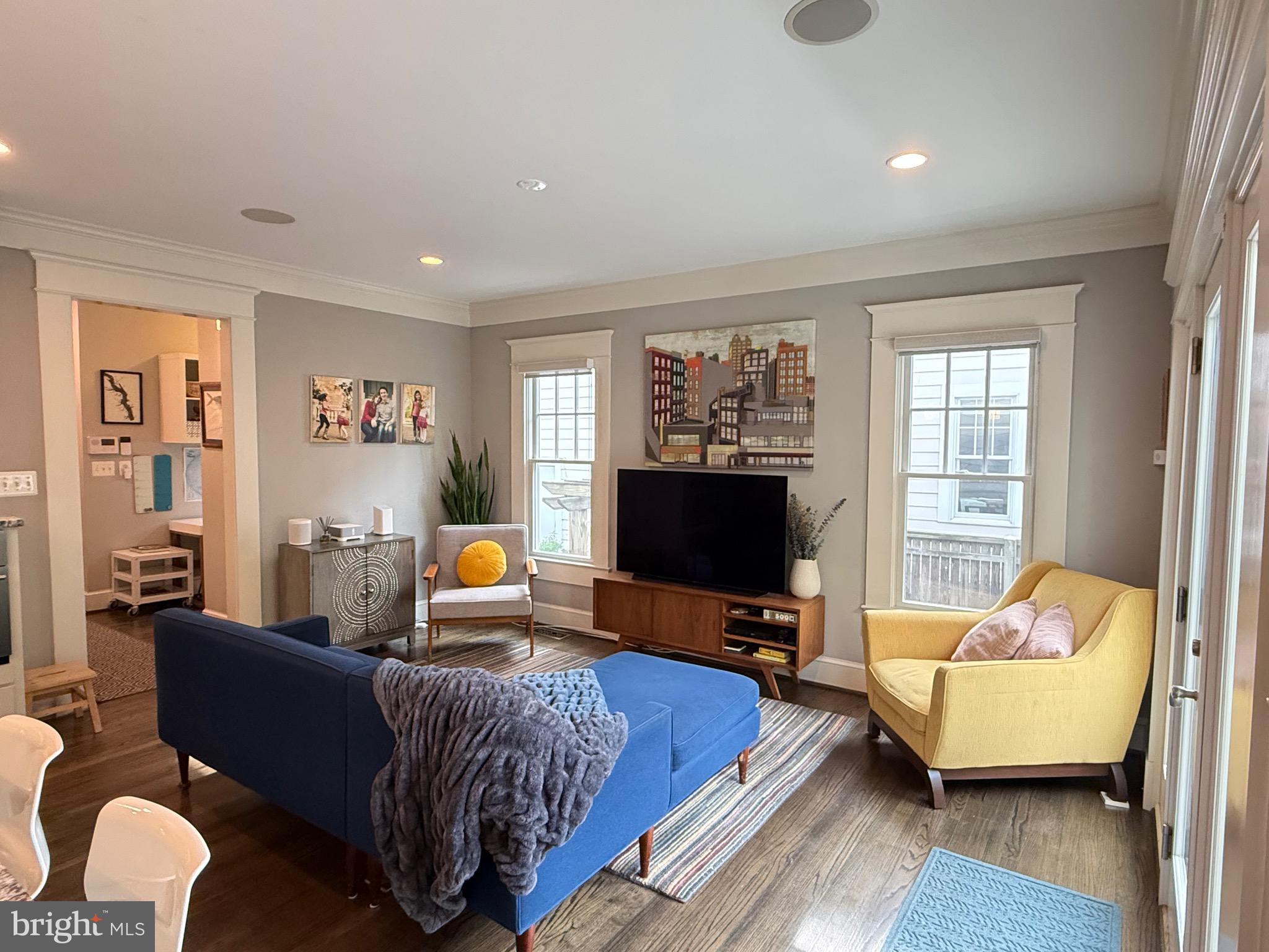 ROSEMONT - Residential