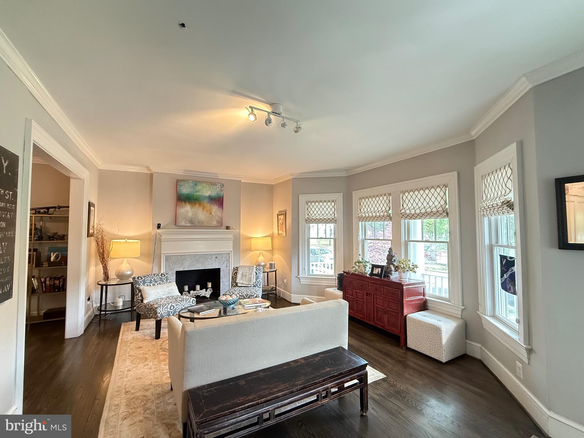 ROSEMONT - Residential