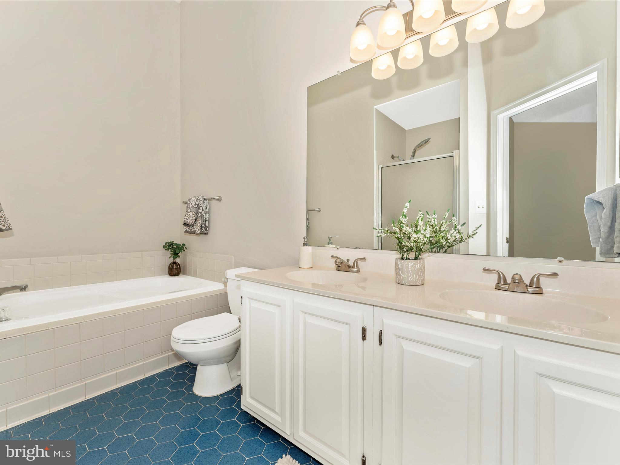 NORTH SHORE - Residential