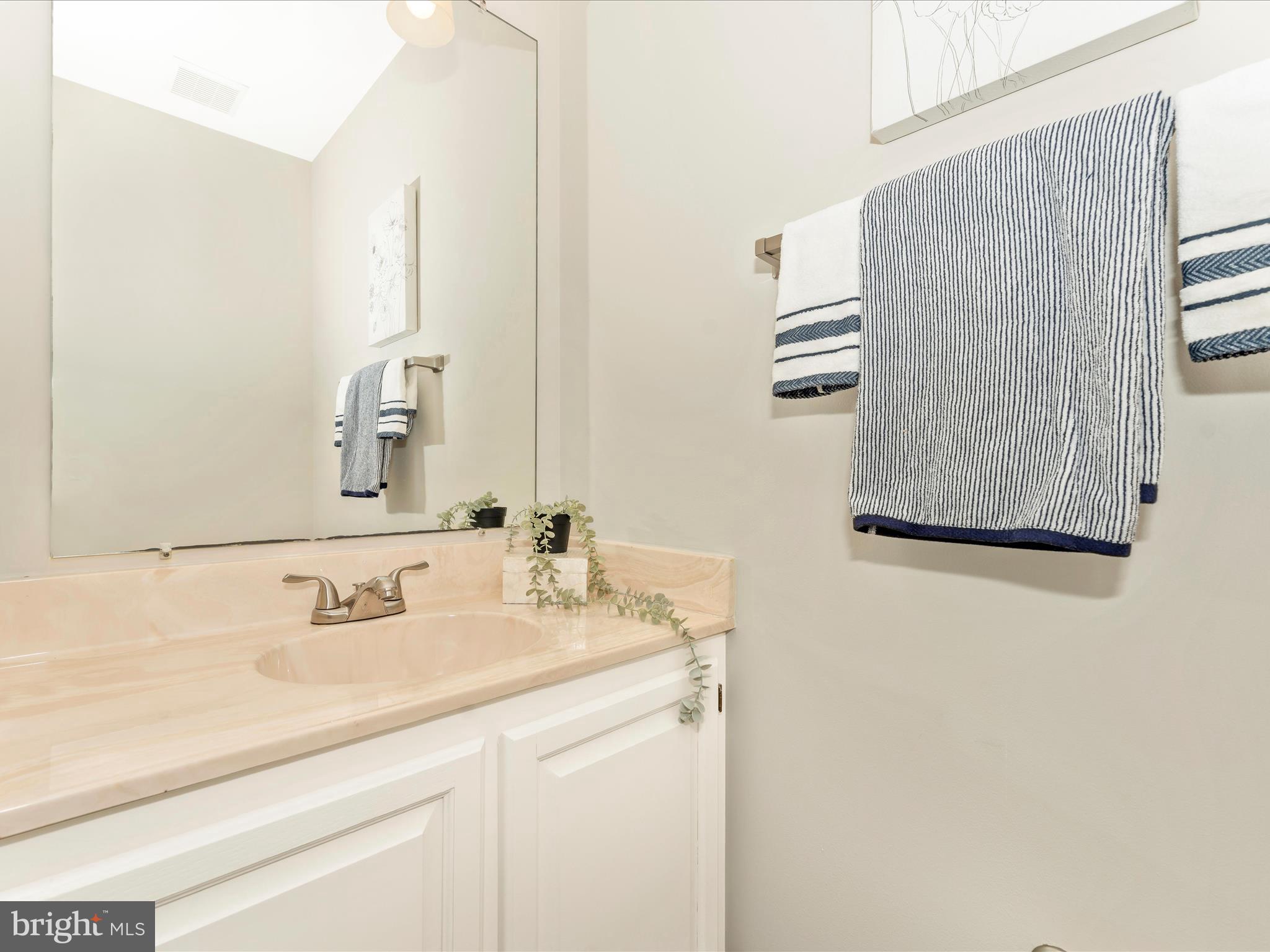 NORTH SHORE - Residential