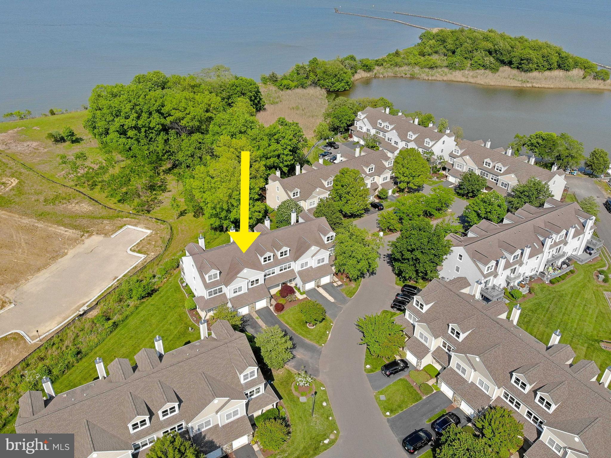 BAYSIDE - Residential