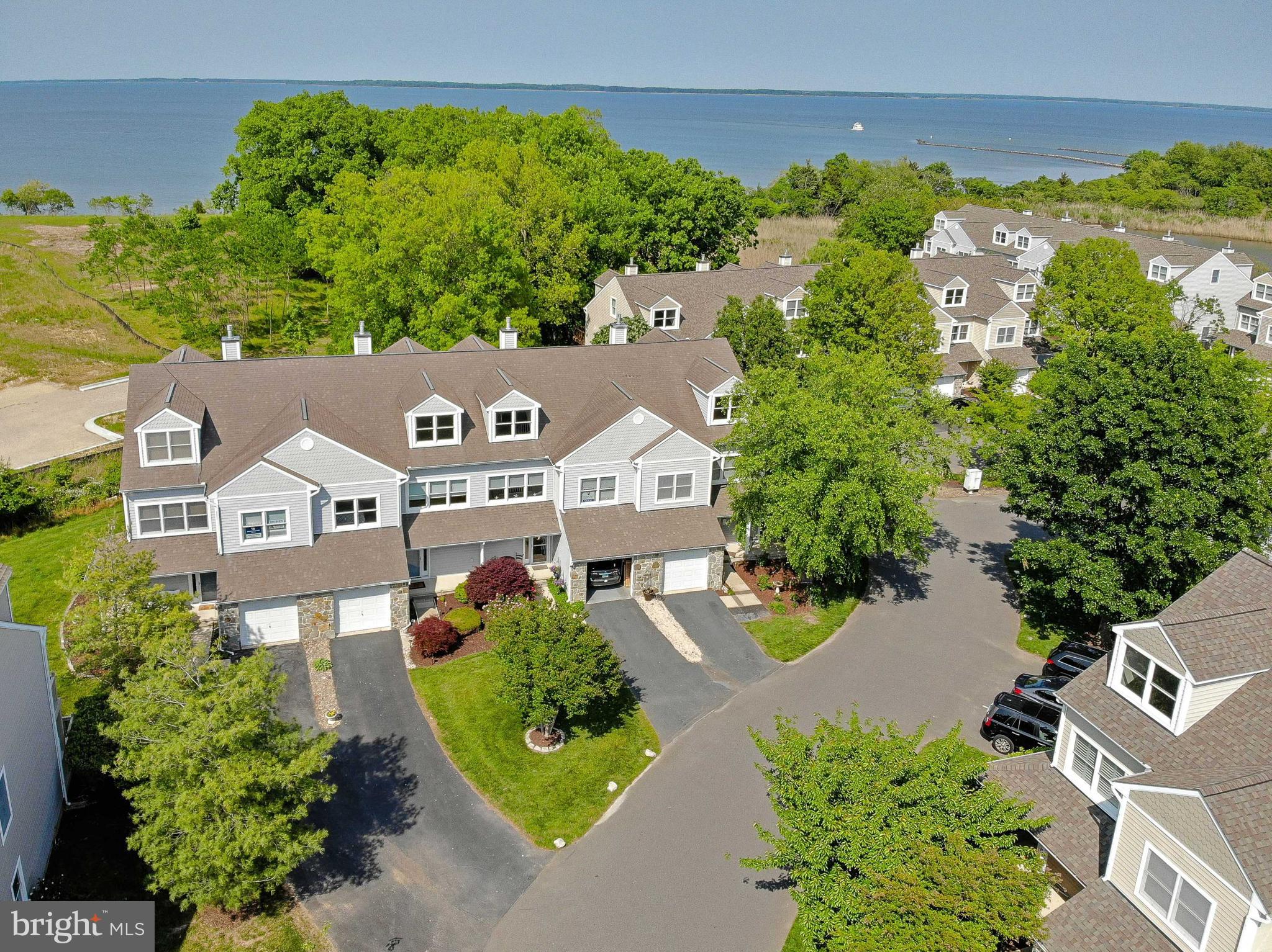 BAYSIDE - Residential