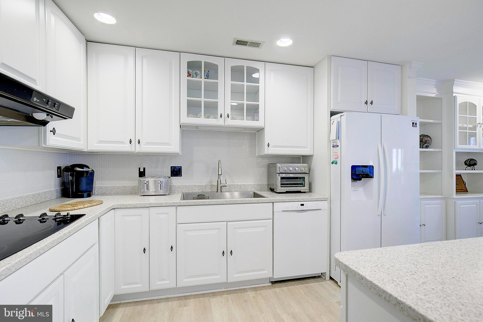 BAYSIDE - Residential