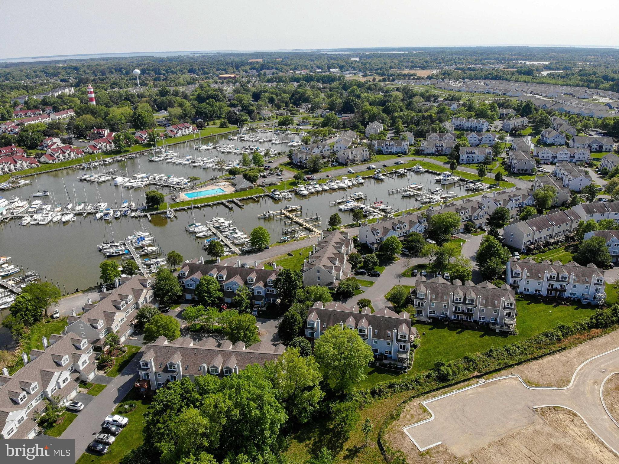 BAYSIDE - Residential