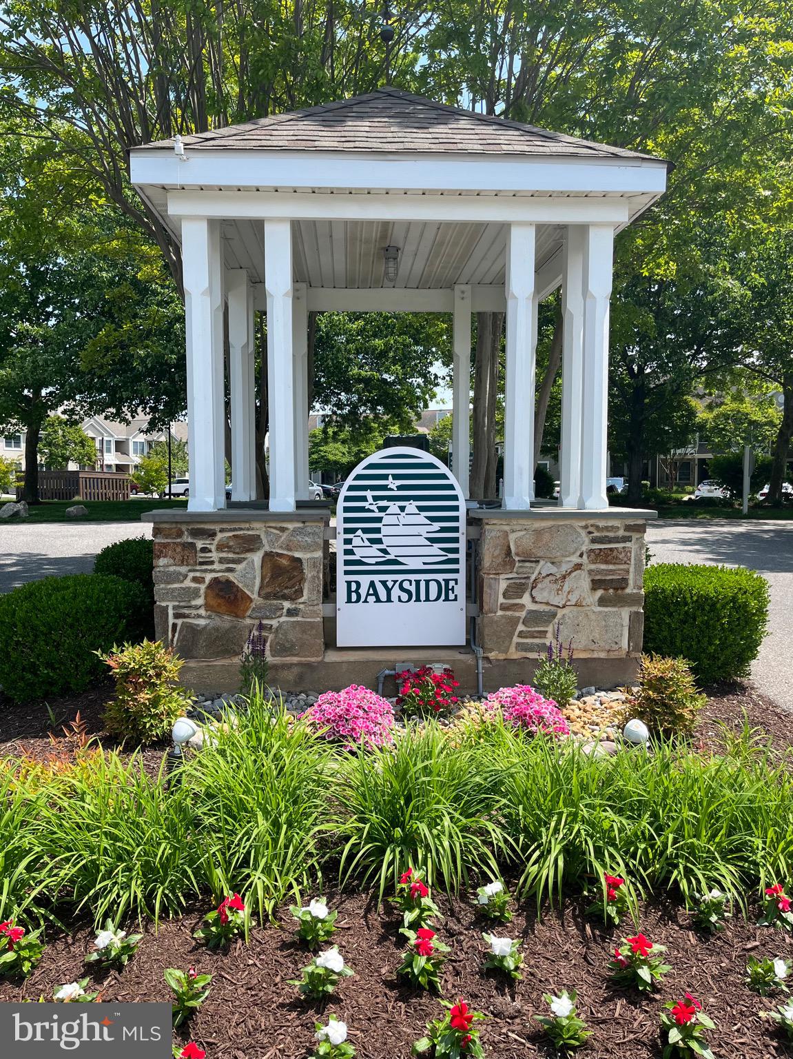 BAYSIDE - Residential