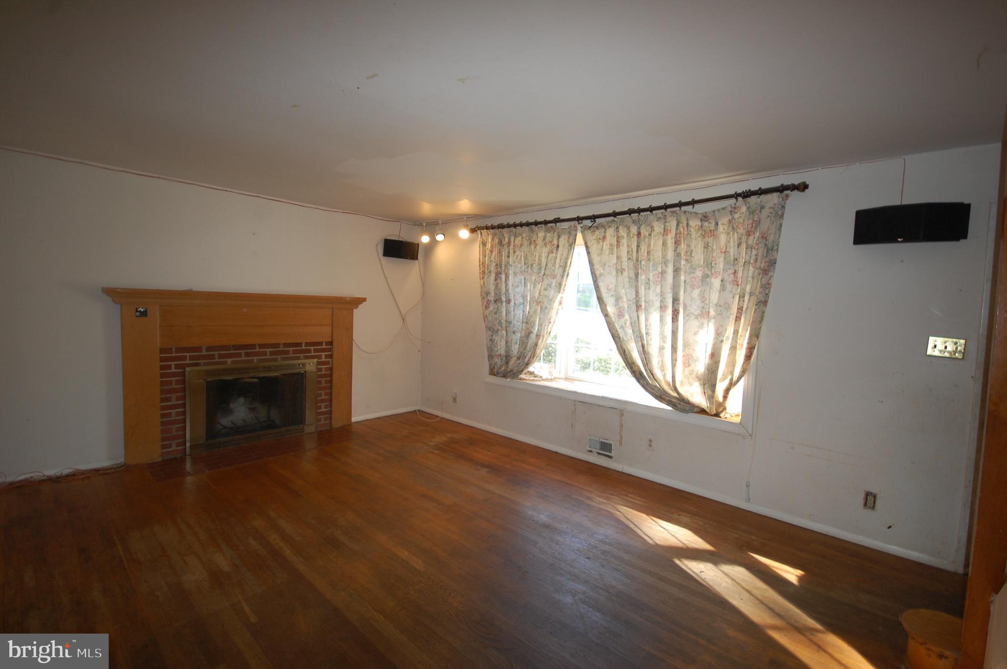 FAIRVIEW - Residential