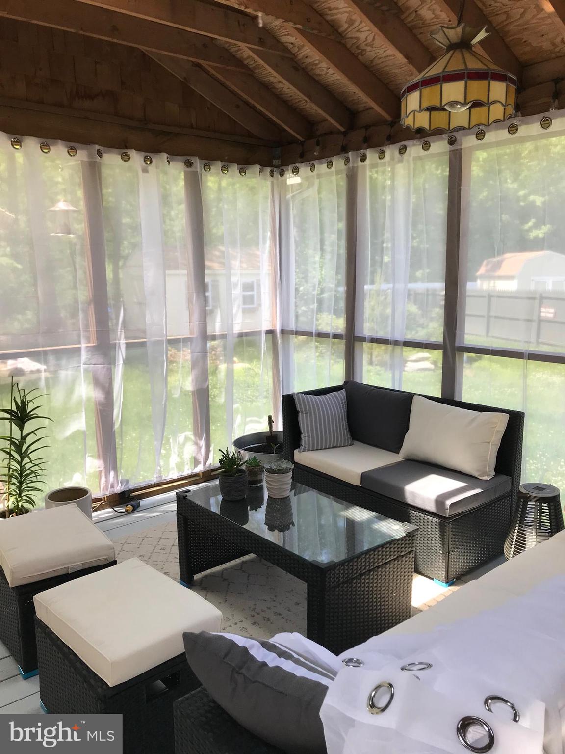 18 COBBLESTONE COURT