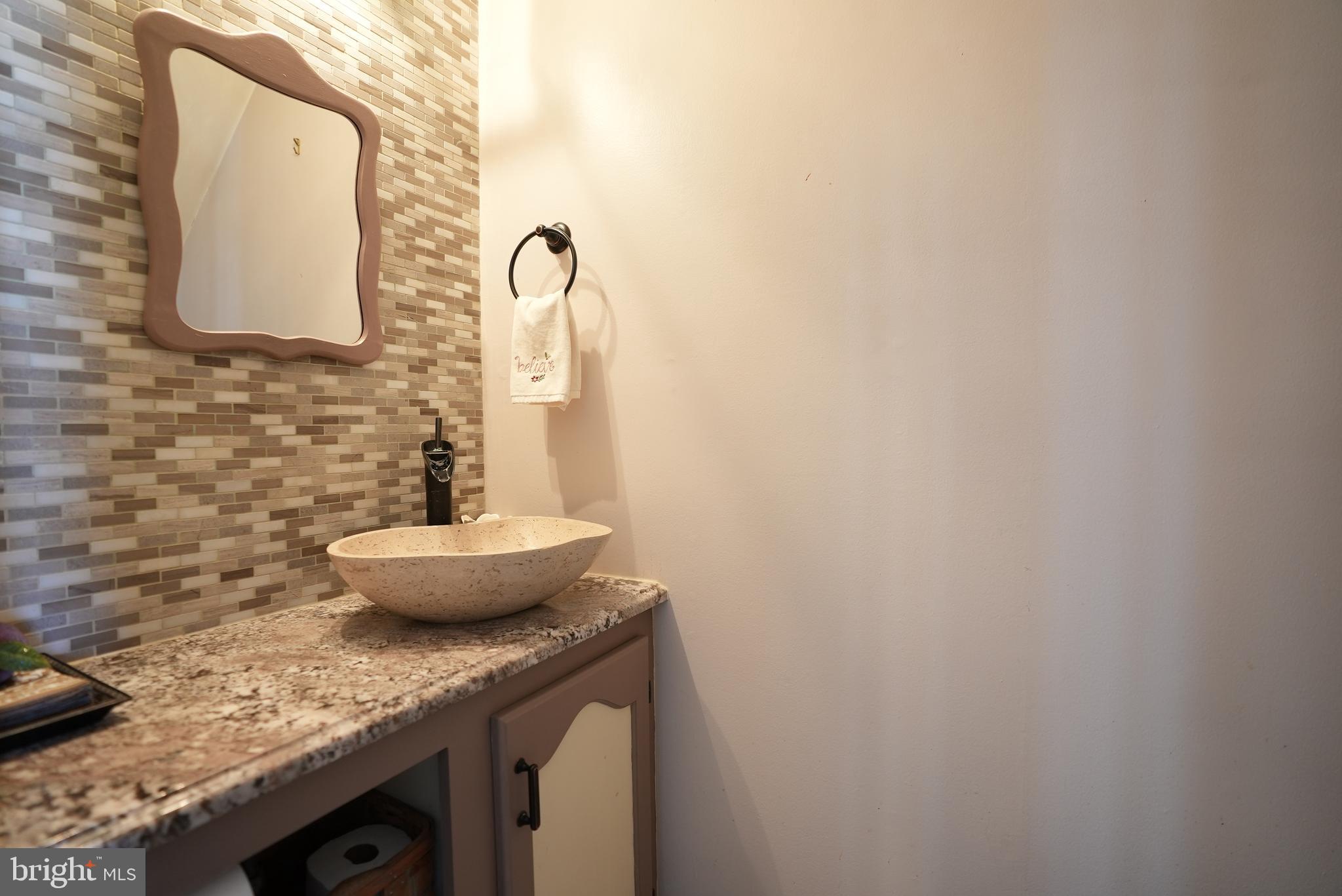 18 COBBLESTONE COURT