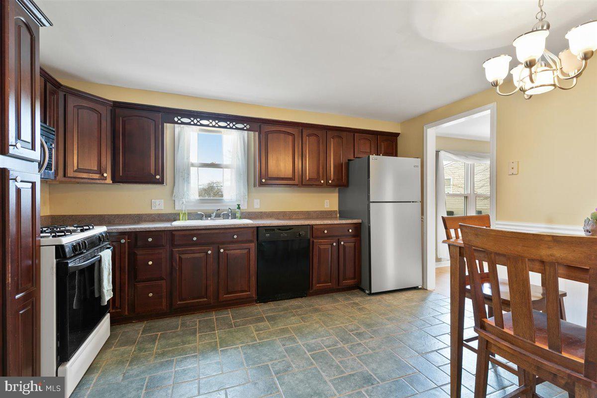 CROSSWINDS - Residential