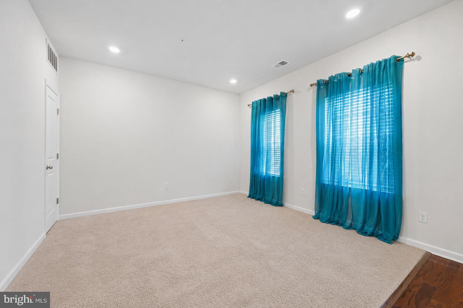 8511 BALD EAGLE LANE