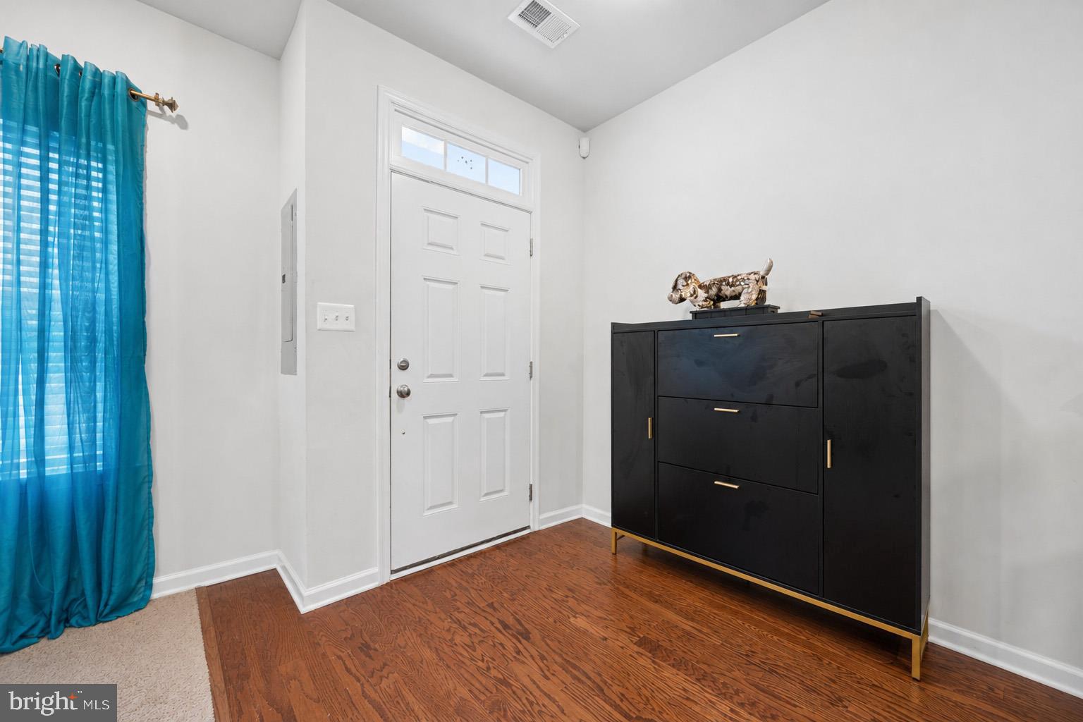8511 BALD EAGLE LANE