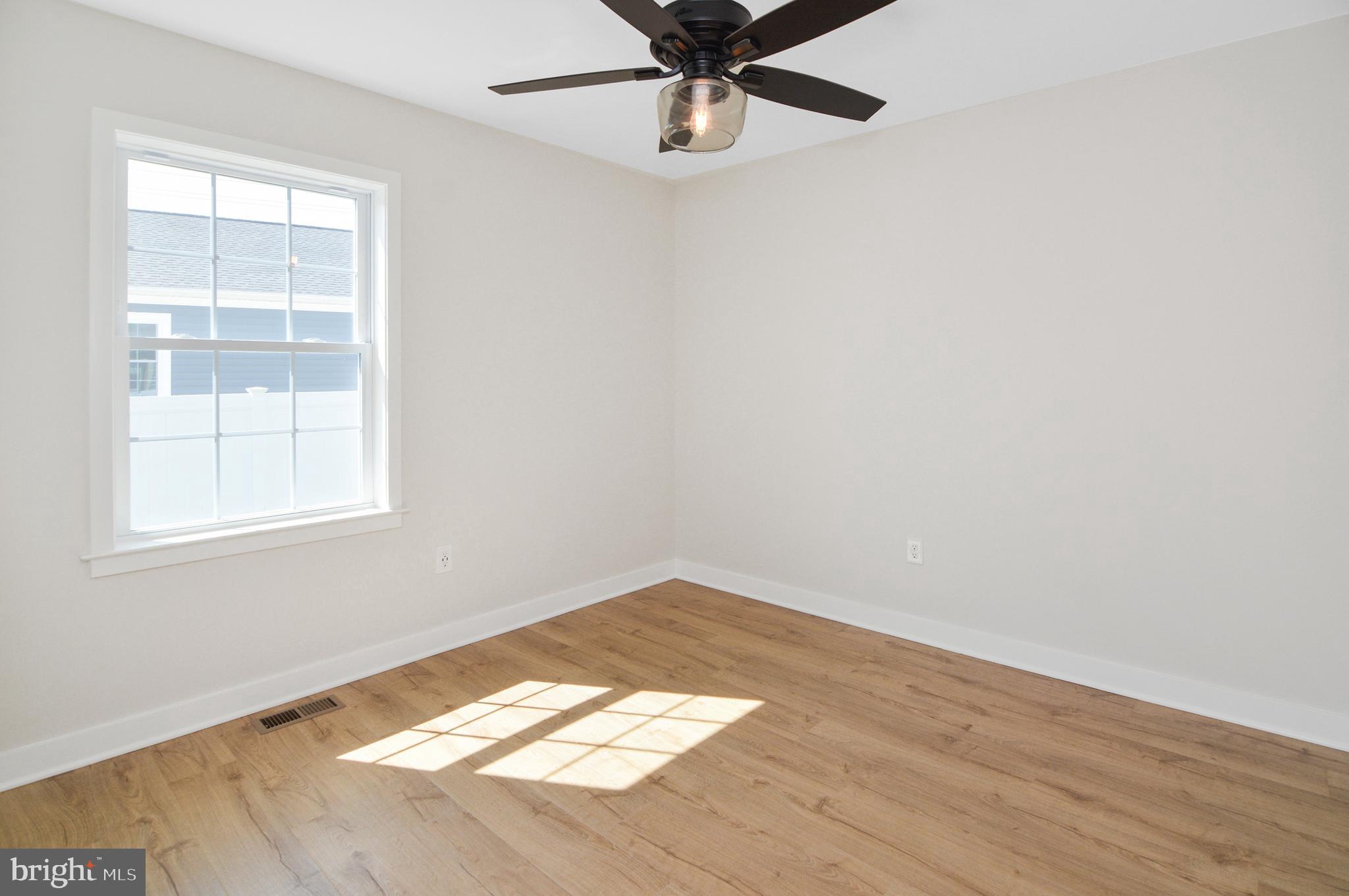 LYNDHURST - Residential