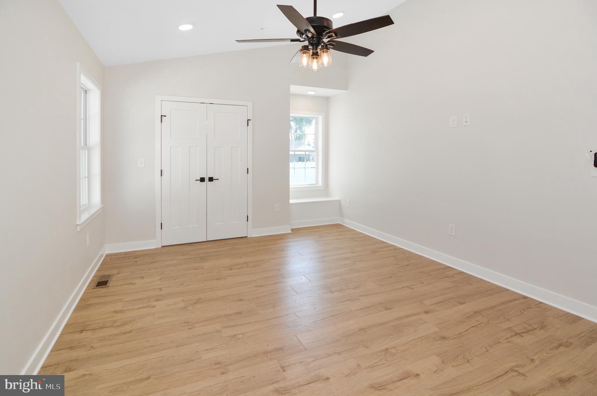 LYNDHURST - Residential