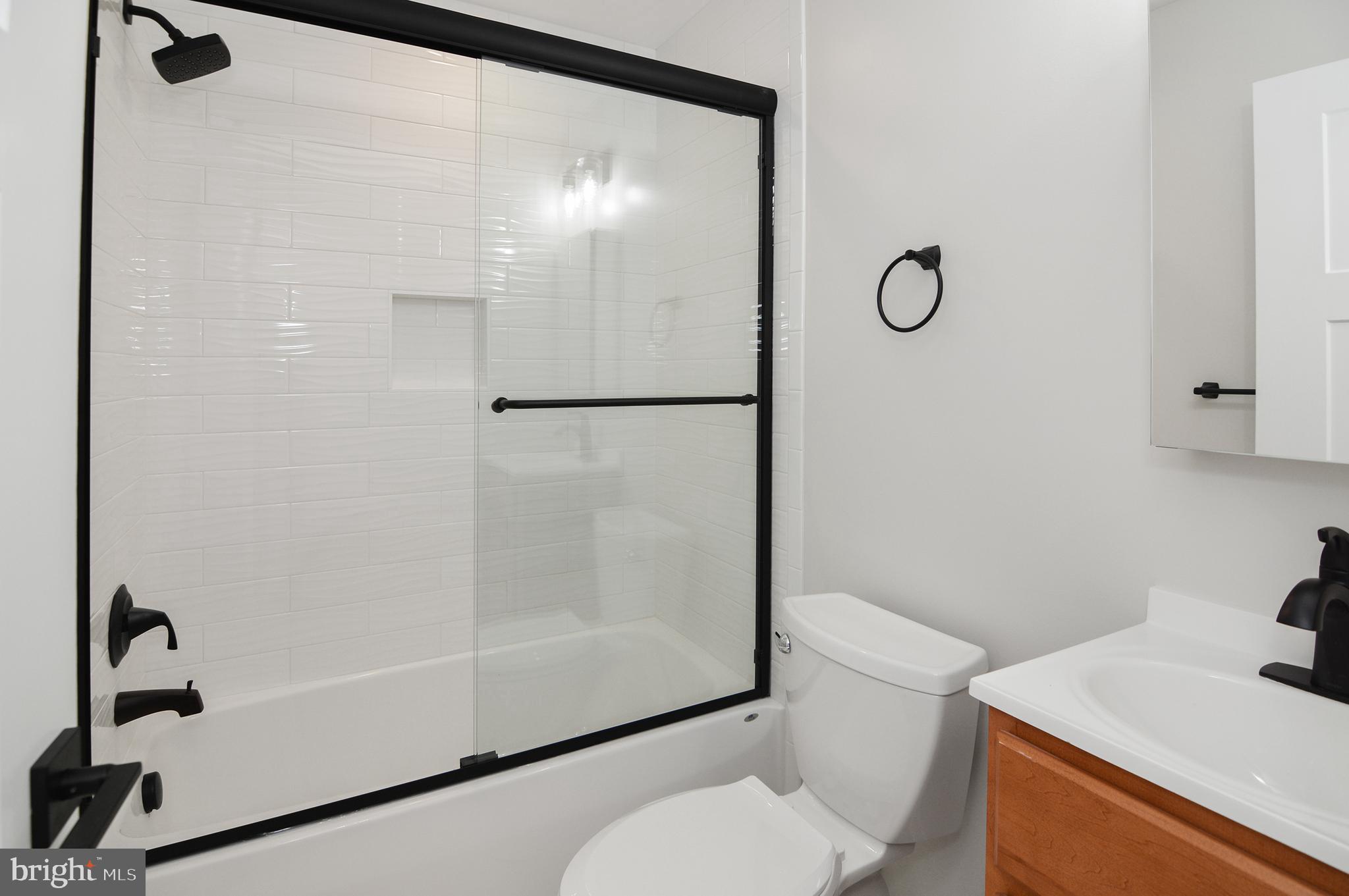 LYNDHURST - Residential