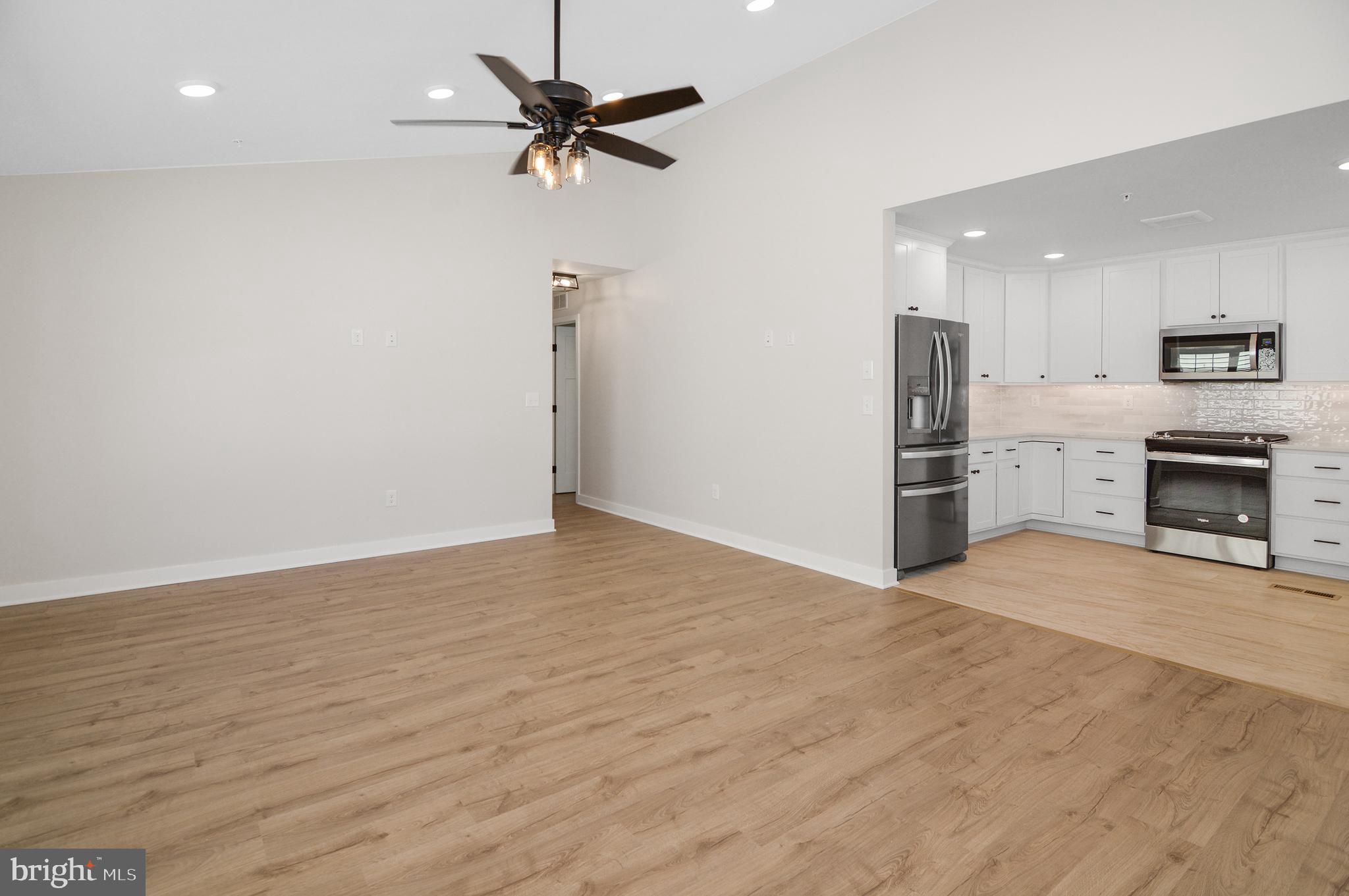 LYNDHURST - Residential